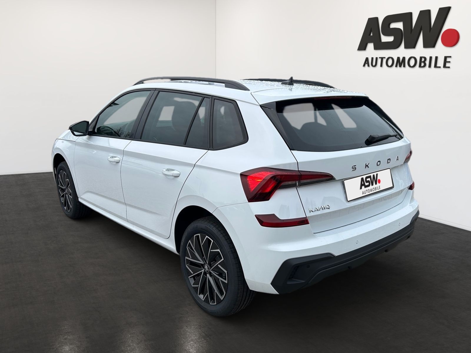 Fahrzeugabbildung SKODA Kamiq Balance 1,5 TSI 150PS DSG ACC SHZ Kamera