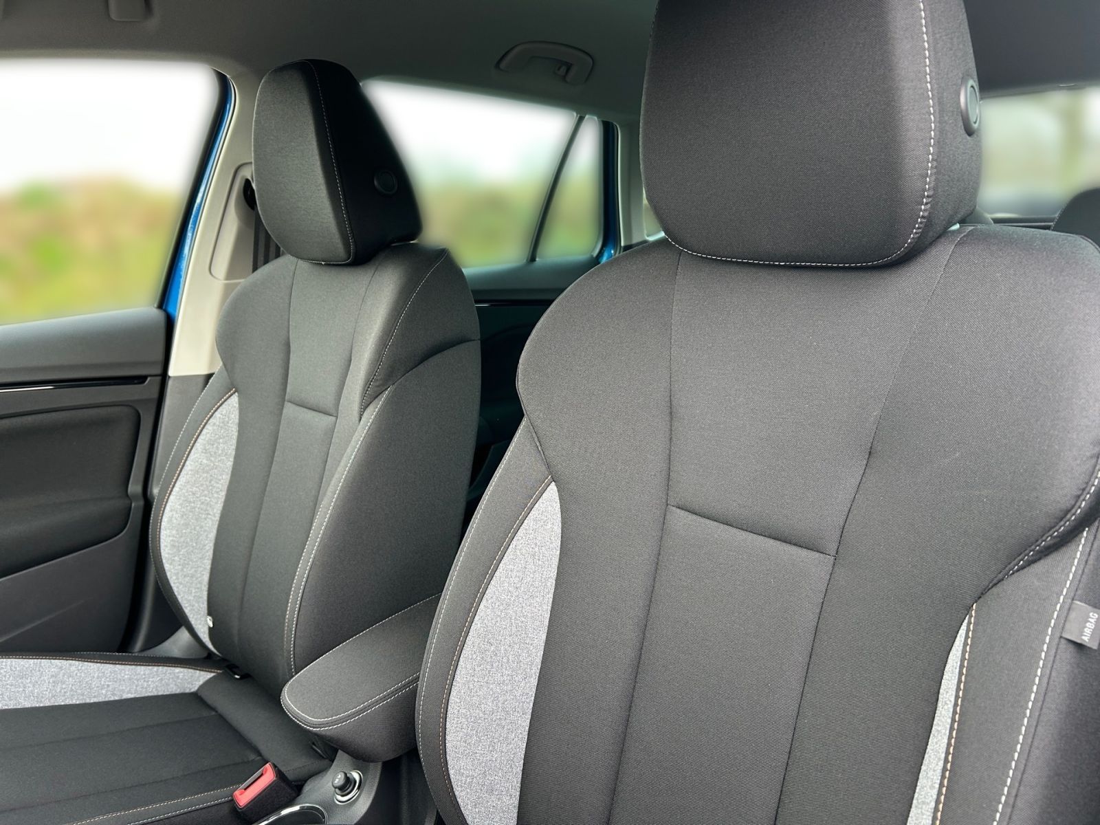Fahrzeugabbildung SKODA Kamiq Balance 1,0 TSI 115PS DSG ACC SHZ PDC AHK