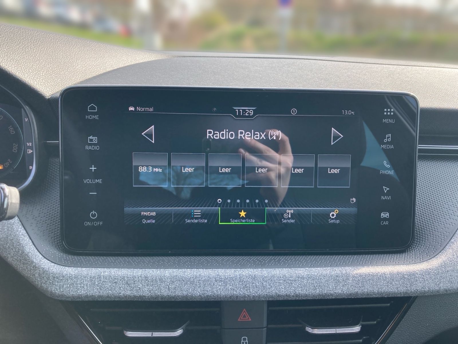 Fahrzeugabbildung SKODA Kamiq Balance 1,0 TSI 115PS DSG ACC RFK SHZ AHK