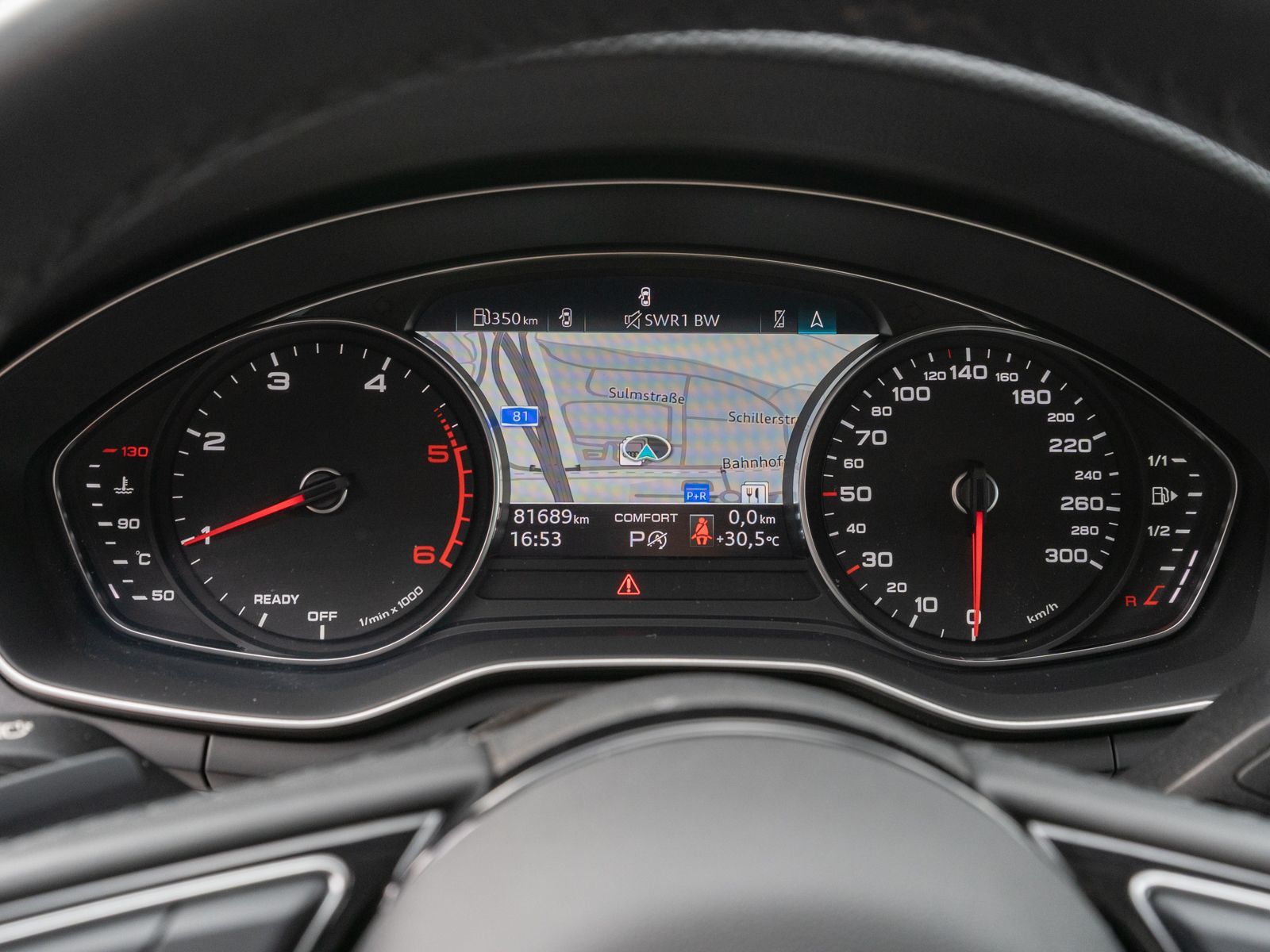 Fahrzeugabbildung Audi A4 Avant 40TDI quattro Stronic NAVI LED PDC SHZ