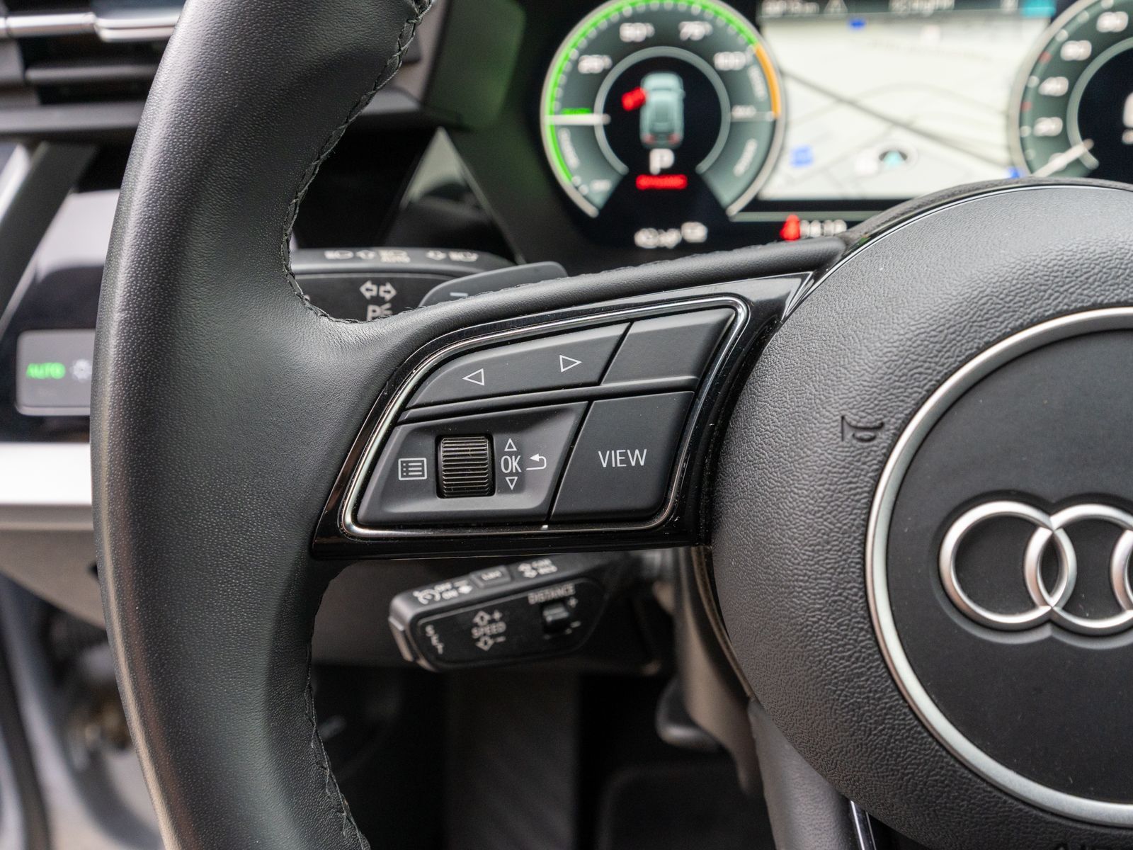 Fahrzeugabbildung Audi A3 Sportback 40TFSI e Stronic NAVI LED ACC VC