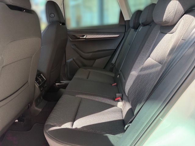Fahrzeugabbildung SKODA Karoq Balance 1,5 TSI 150PS DSG ACC PDC SHZ AHK