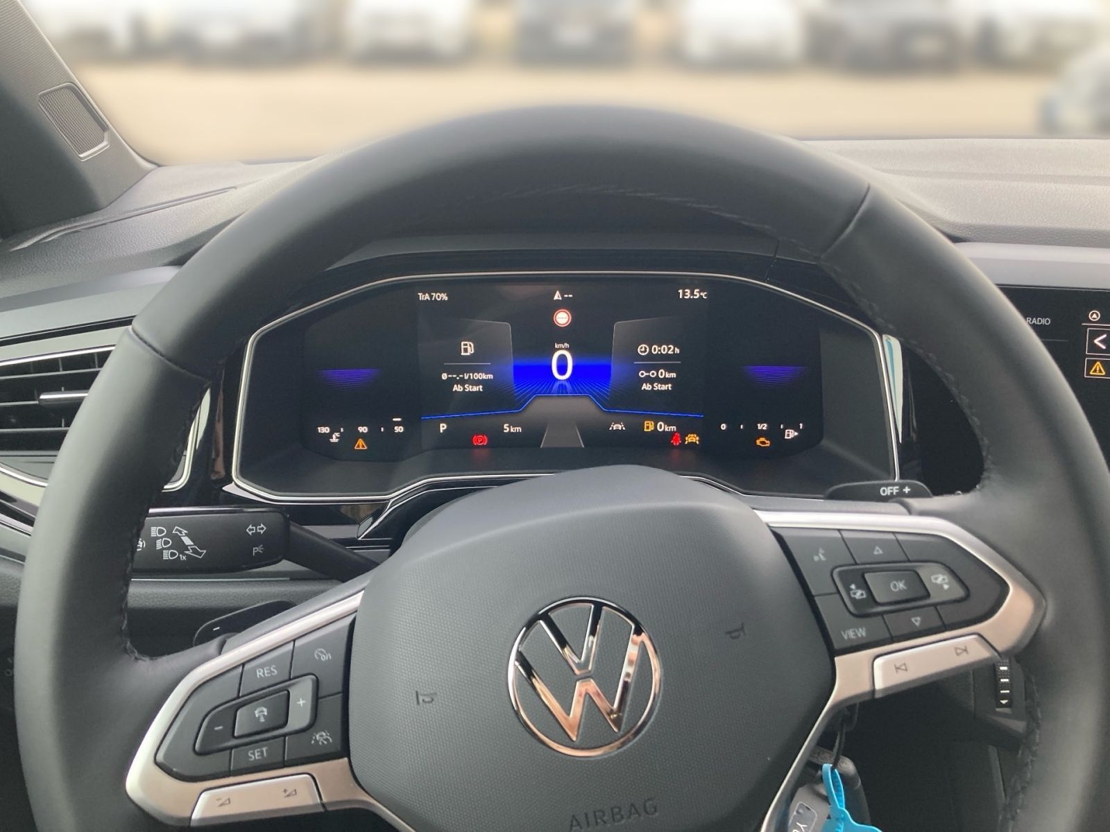 Fahrzeugabbildung Volkswagen Taigo R-Line 1,0 l TSI 116 PS DSG Navi Kamera IQ