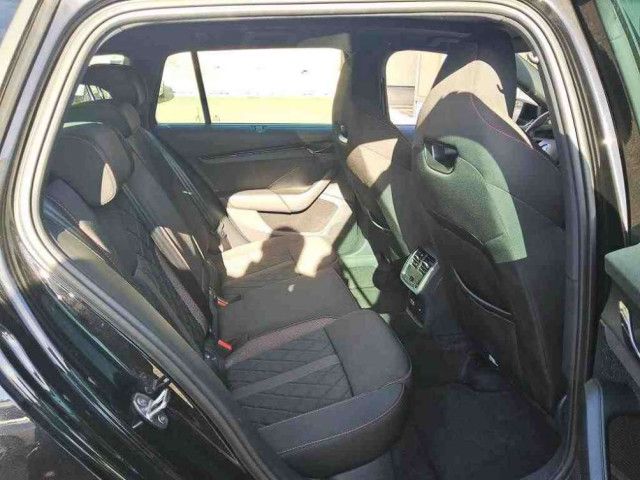 Fahrzeugabbildung SKODA Octavia Combi RS 1.4TSI iV DSG Navi HUD Pano ACC