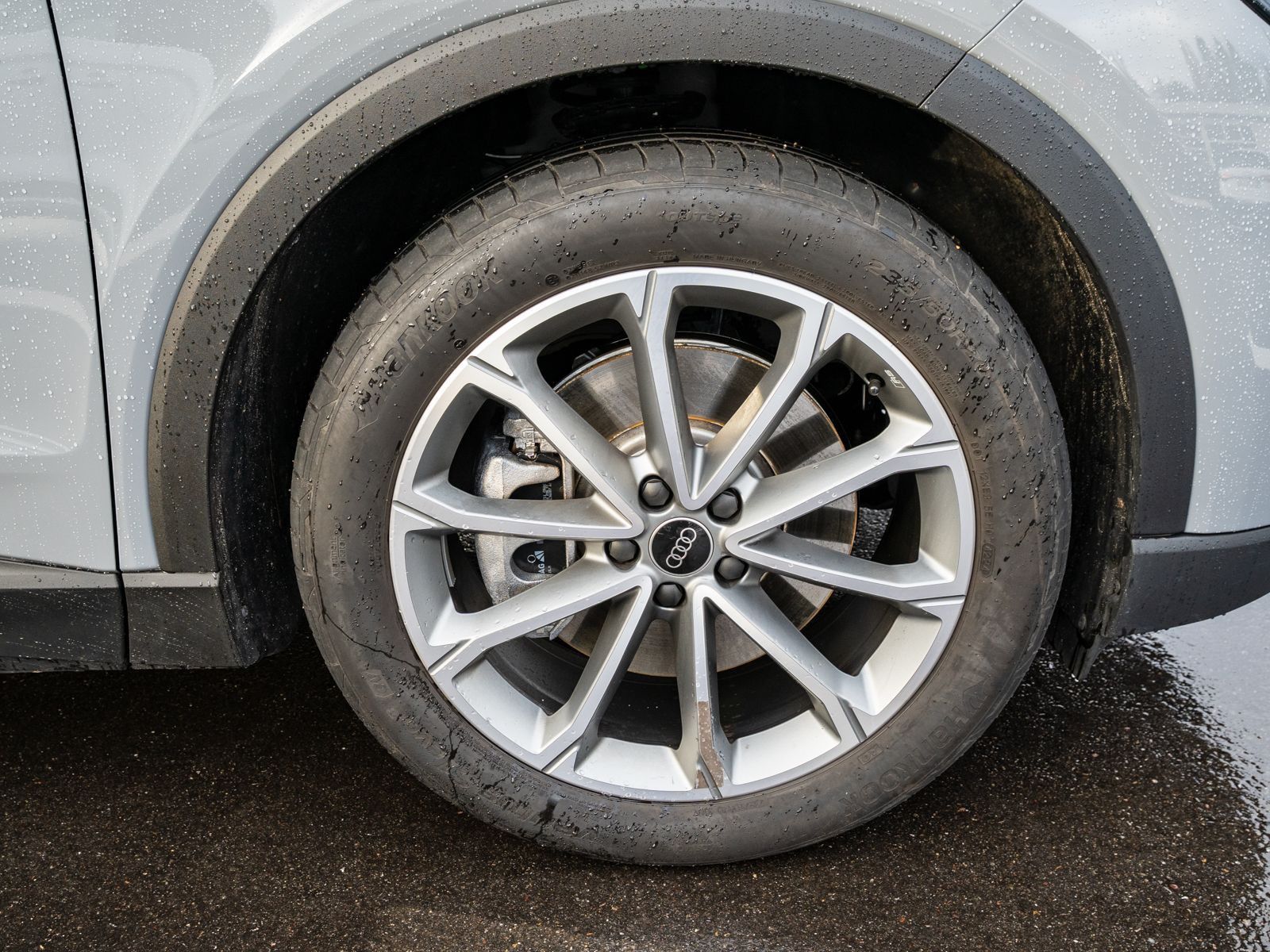 Fahrzeugabbildung Audi Q4 45 e-tron S line NAVI LED PANO RFK ACC SHZ