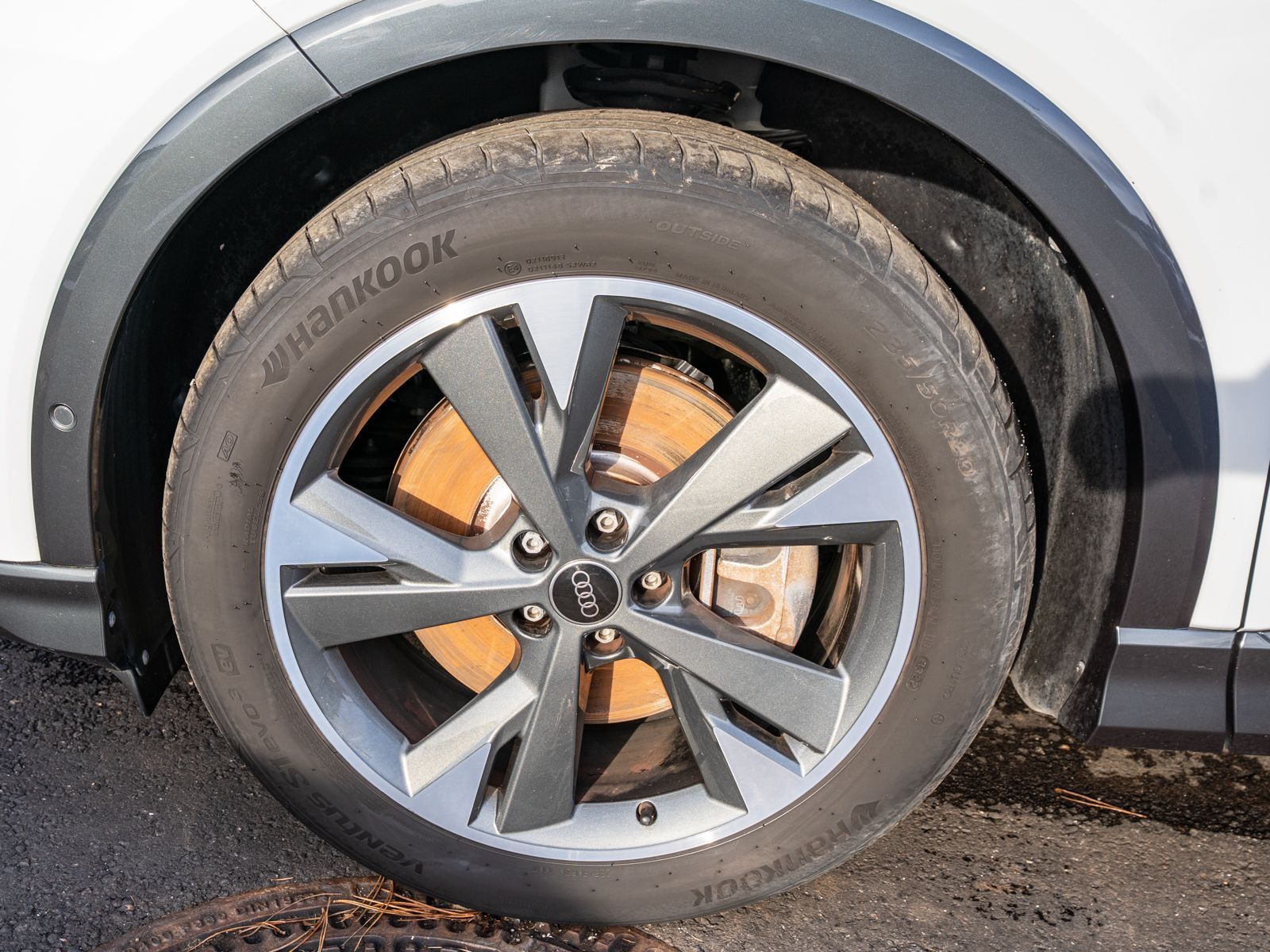 Fahrzeugabbildung Audi Q4 50 e-tron S line quattro NAVI MATRIX AHK RFK