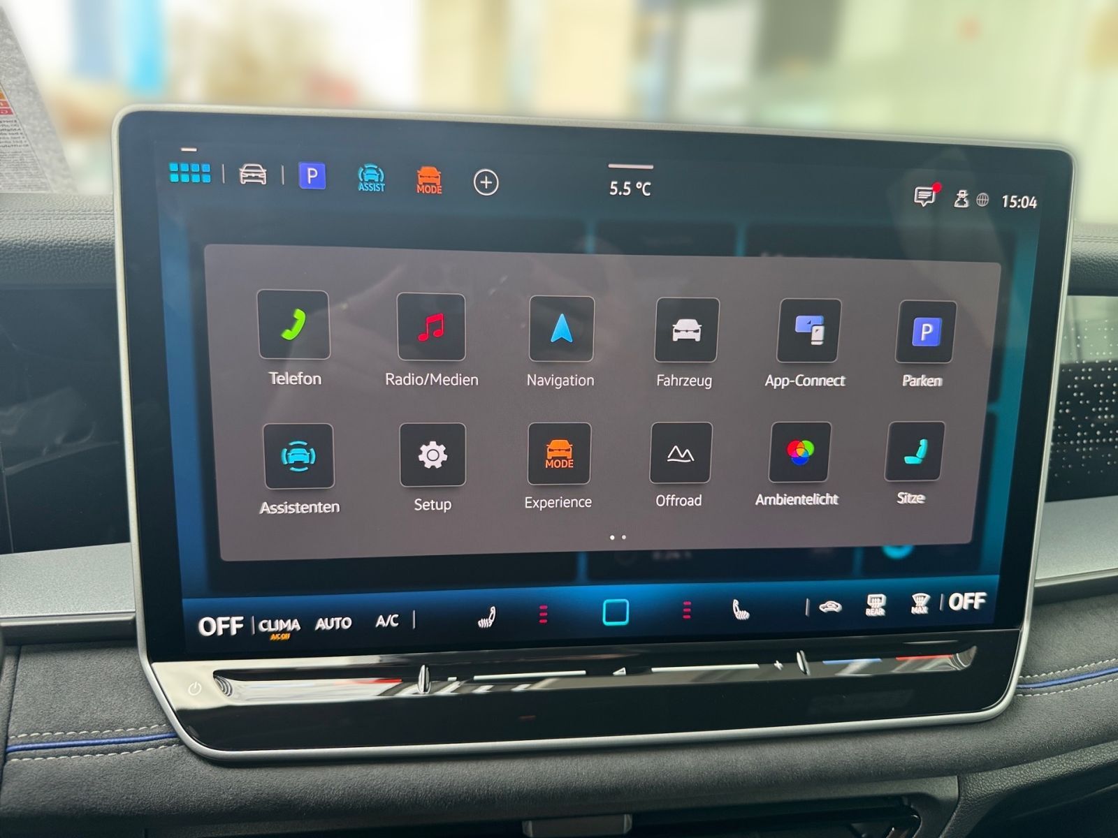 Fahrzeugabbildung Volkswagen Tayron R-Line 2.0 TSI 4MOTION DSG AHK "IQ.Light"