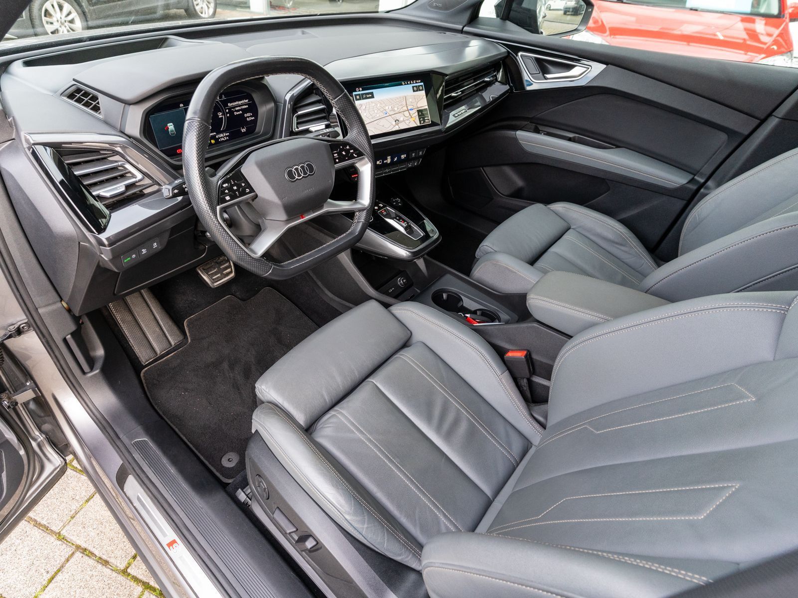 Fahrzeugabbildung Audi Q4 50 e-tron quattro S line Head-up ACC SONOS VC