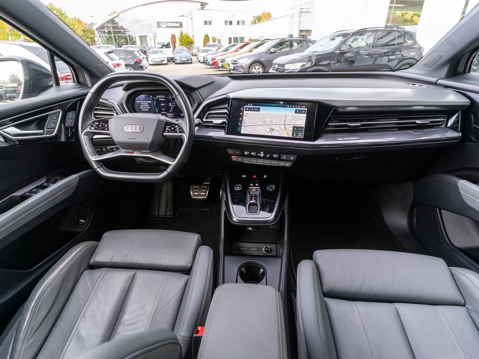 Fahrzeugabbildung Audi Q4 50 e-tron quattro S line Head-up ACC SONOS VC