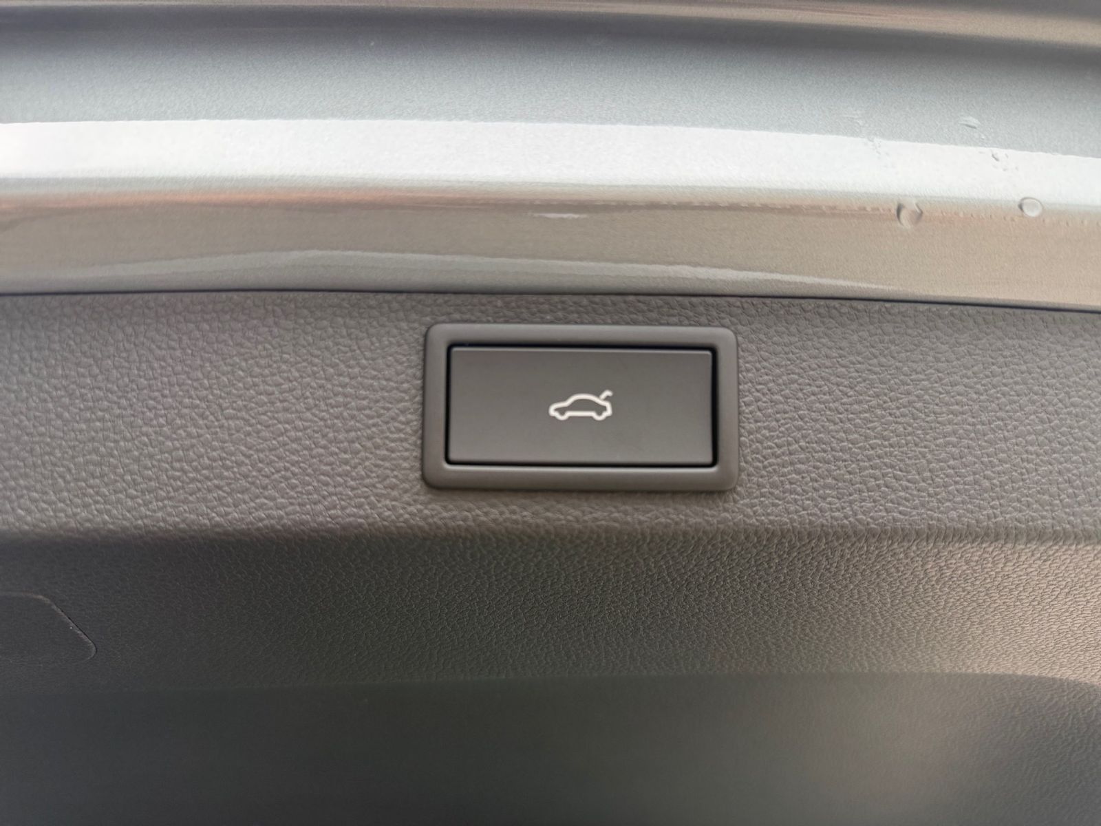 Fahrzeugabbildung SKODA Karoq Balance 1,5 TSI 150PS DSG ACC PDC SHZ AHK