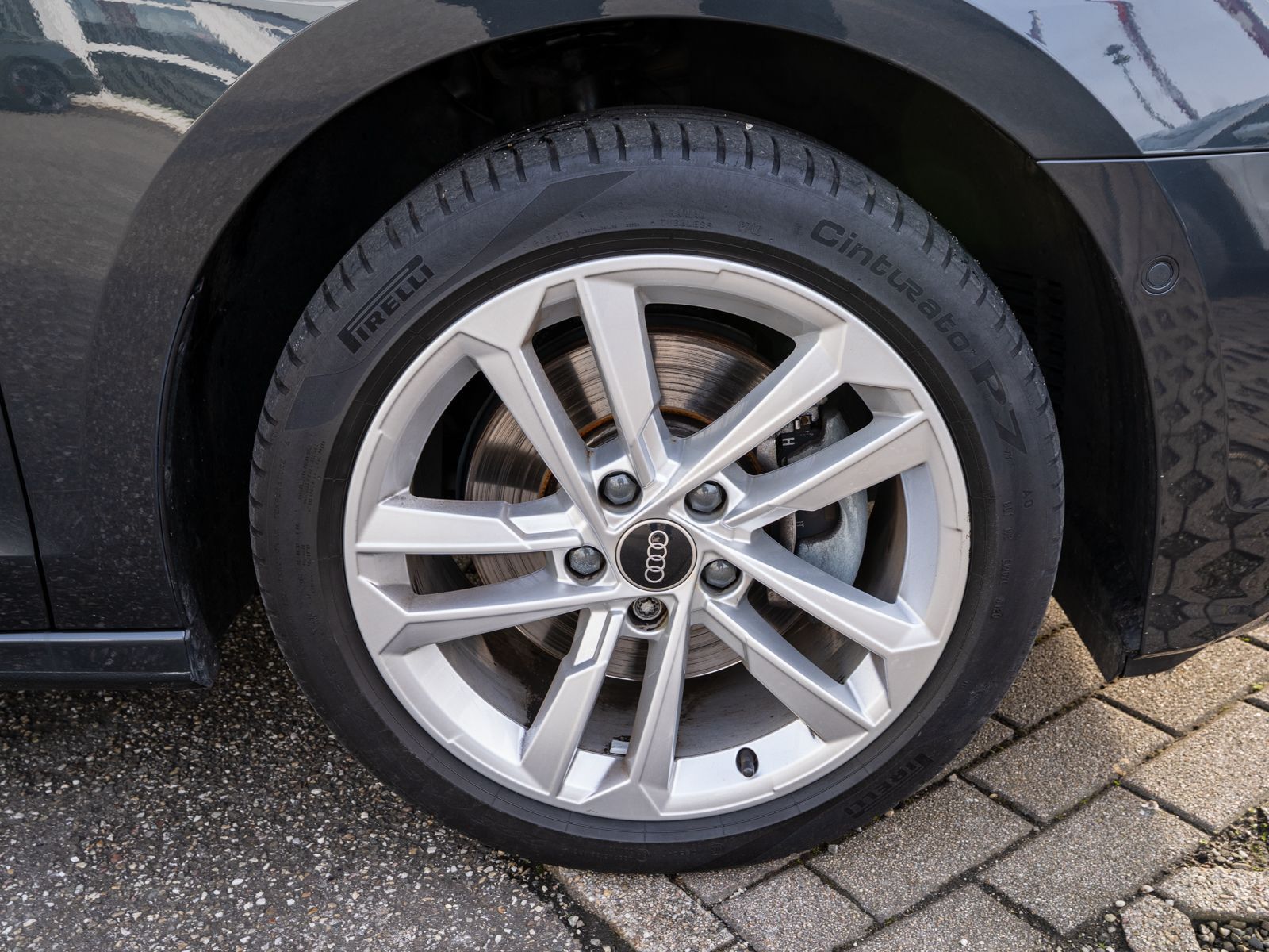 Fahrzeugabbildung Audi A3 Sportback advanced 30TDI LED Navi PDC SHZ B&O