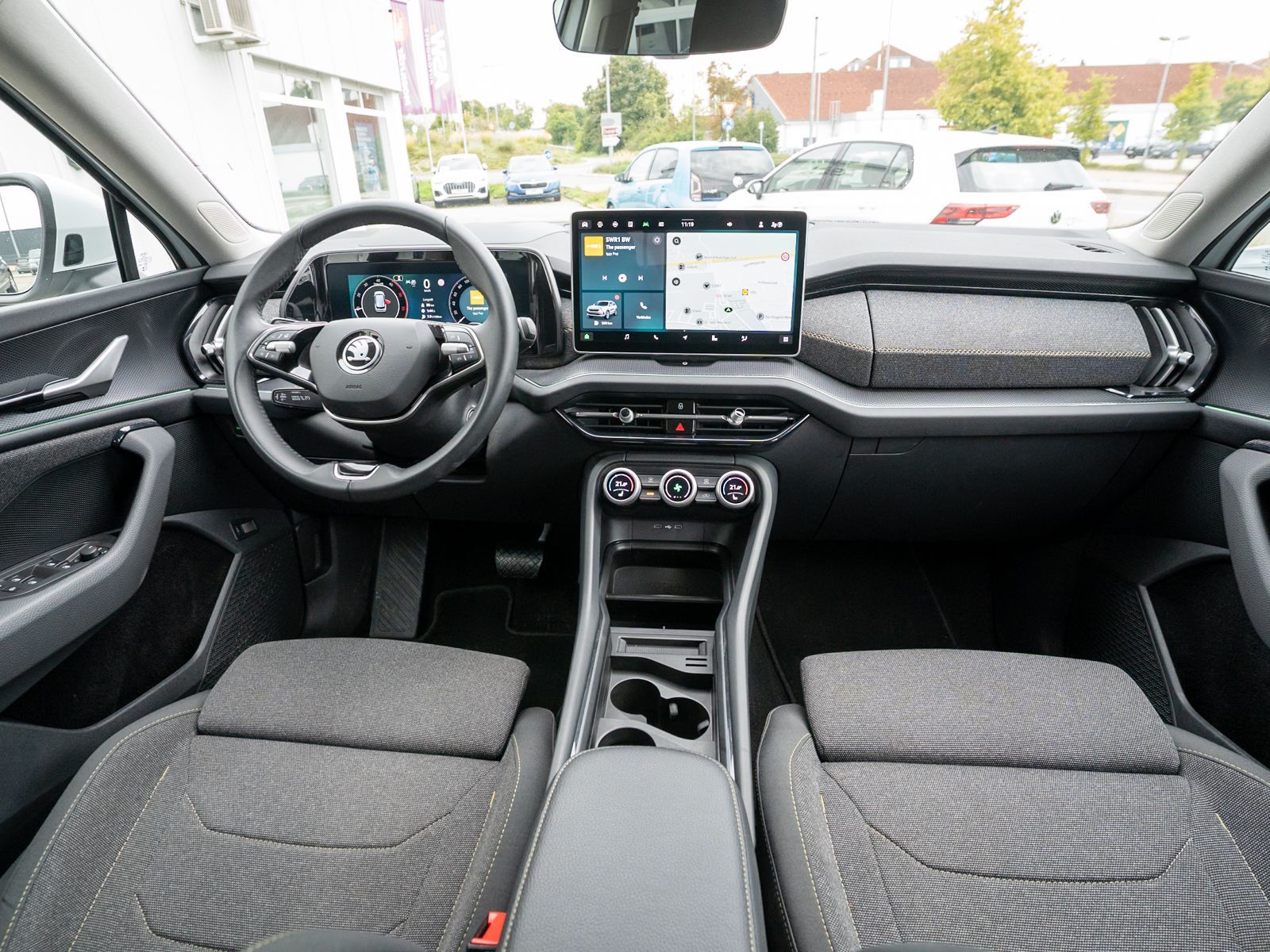 Fahrzeugabbildung SKODA Kodiaq Selection 4x4 2.0TDI DSG LED Navi RFK AHK