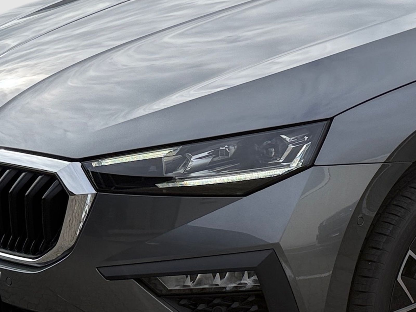 Fahrzeugabbildung SKODA Scala Tour 1,5 TSI 150PS DSG ACC LED RFK SHZ AHK