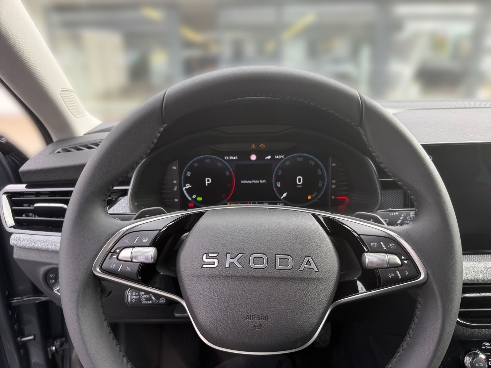 Fahrzeugabbildung SKODA Scala Tour 1,5 TSI 150PS DSG ACC LED RFK SHZ AHK