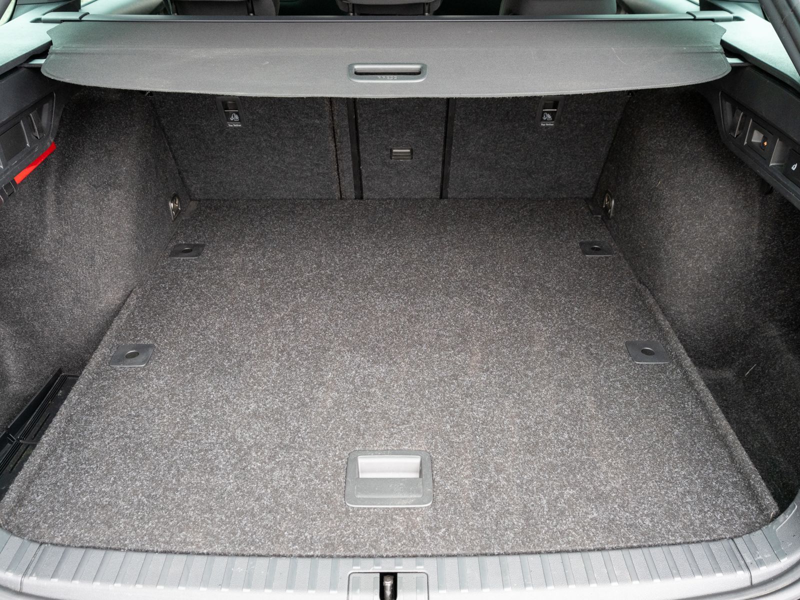 Fahrzeugabbildung SKODA Octavia Combi RS 4x4 2.0TDI DSG LED Navi ACC AHK