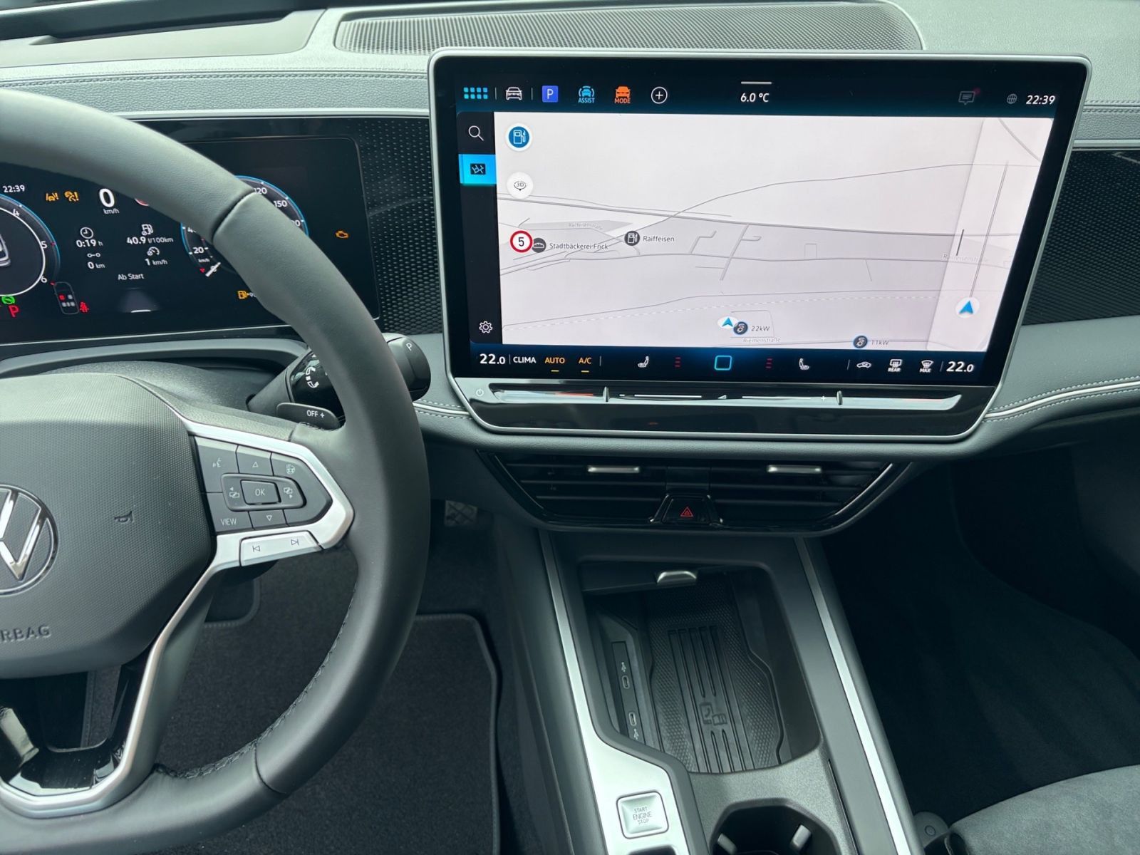 Fahrzeugabbildung Volkswagen Passat Business 2.0 TDI SCR DSG AHK WKR