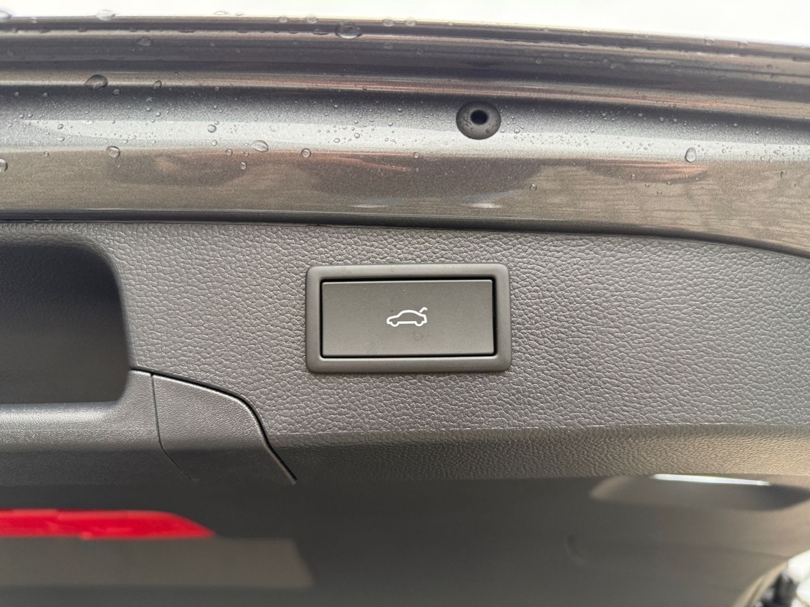 Fahrzeugabbildung SKODA Superb Combi Sportline 2,0 TDI 193PS DSG 4x4 AHK