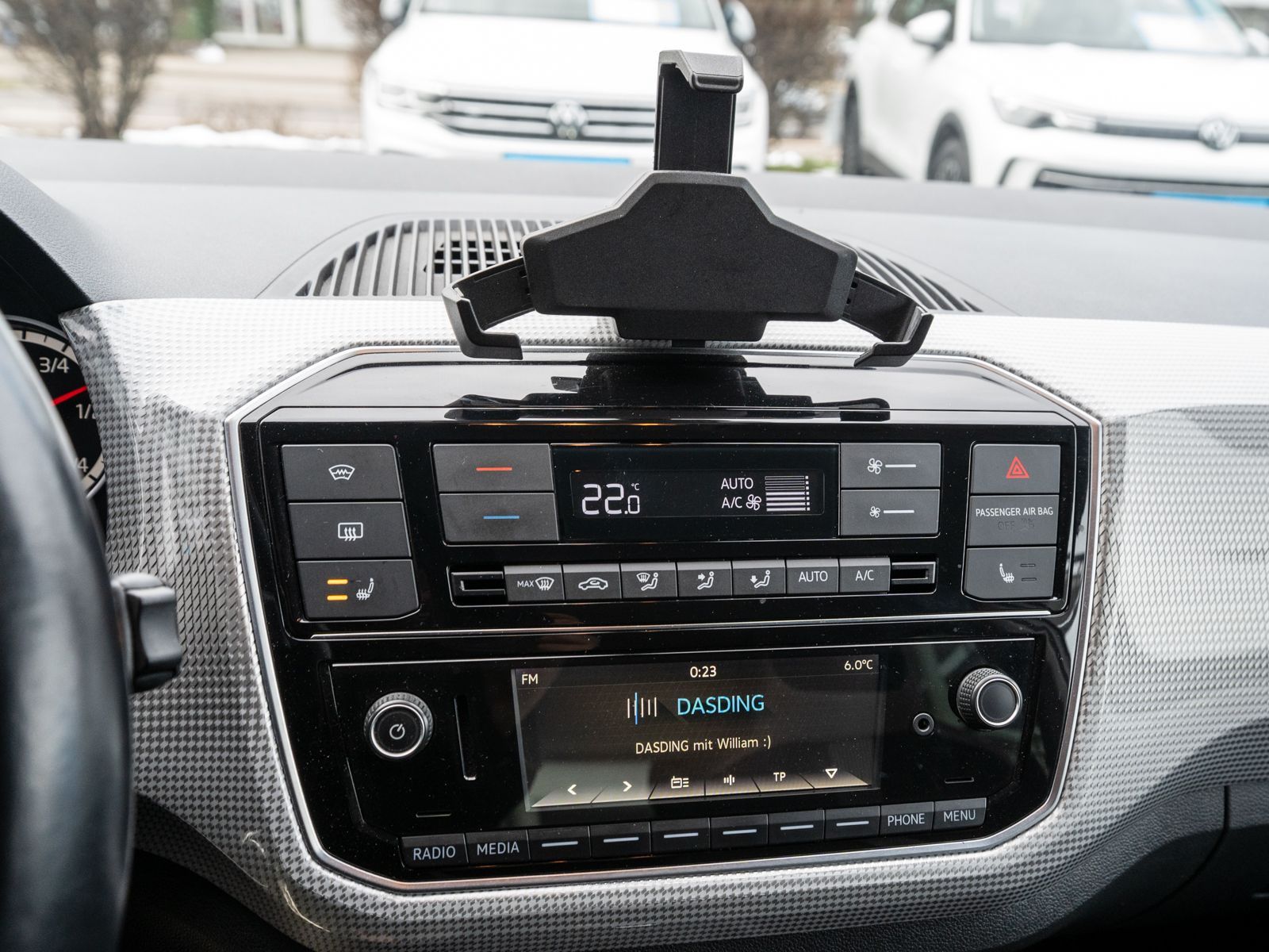 Fahrzeugabbildung Volkswagen e-up! high CCS-Ladedose Climatronic Sitzheizung