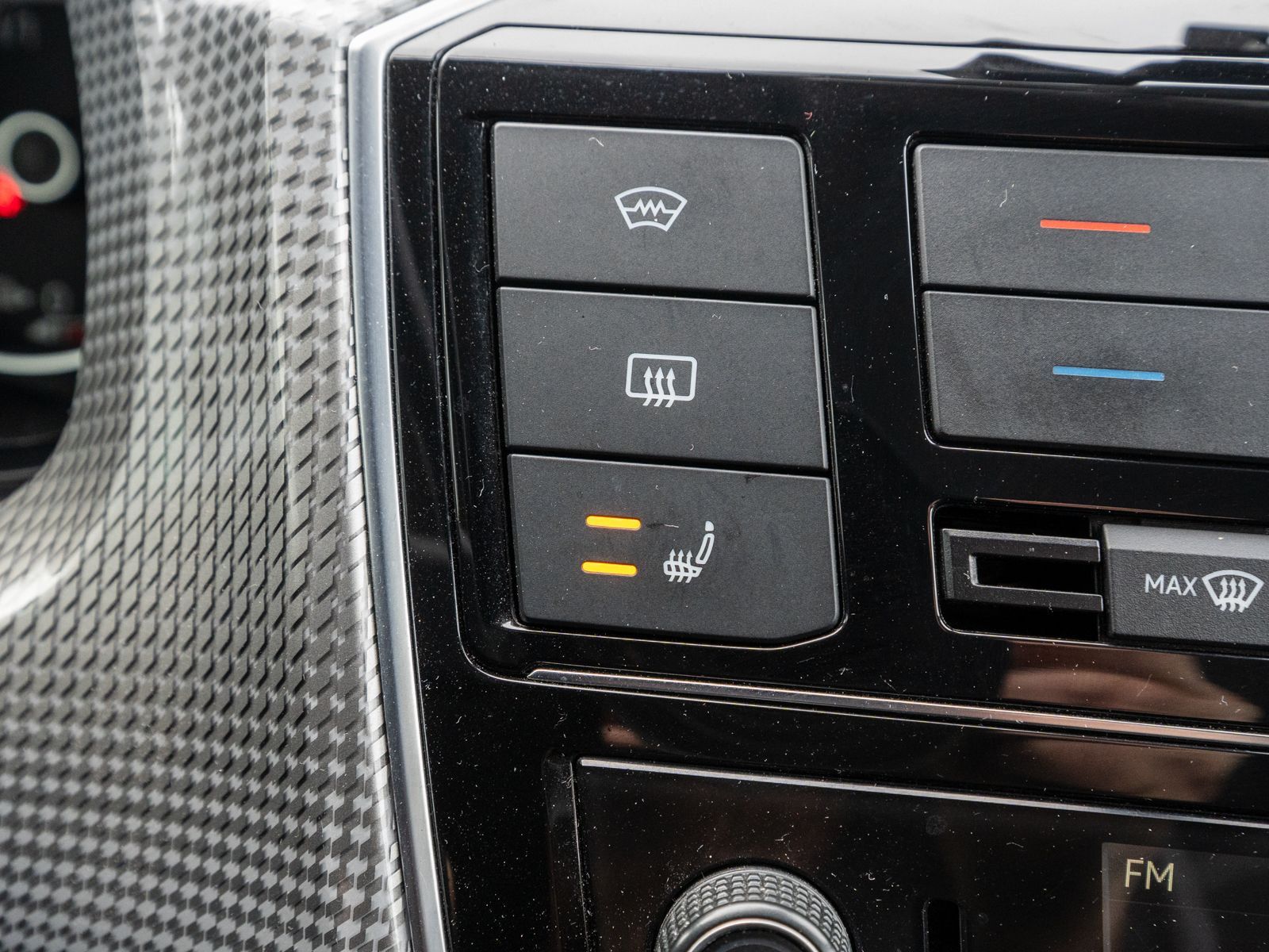 Fahrzeugabbildung Volkswagen e-up! high CCS-Ladedose Climatronic Sitzheizung