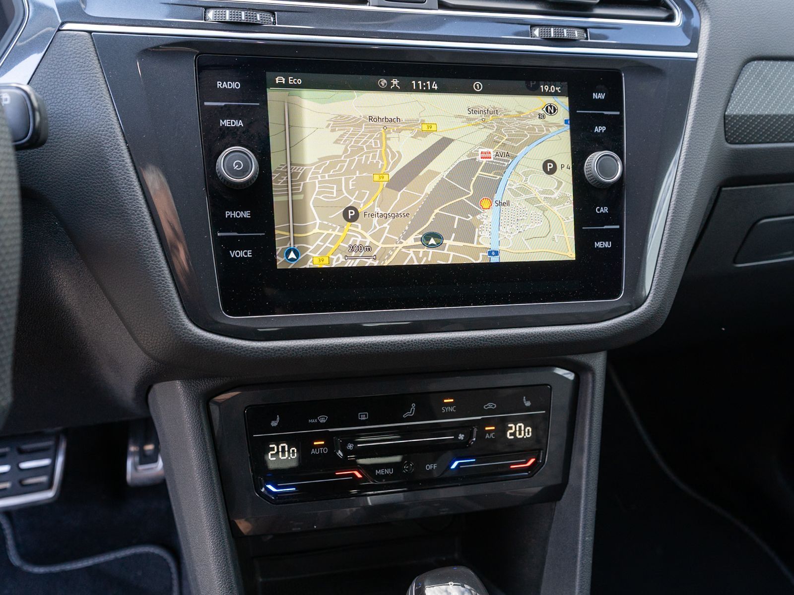 Fahrzeugabbildung Volkswagen Tiguan Allspace R-Line 2.0TDI 4M DSG 360° AHK 7S