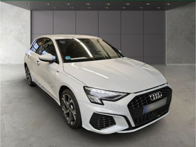 Fahrzeugabbildung Audi A3 Sportback S line 40TFSI e NAVI LED ACC SHZ VC
