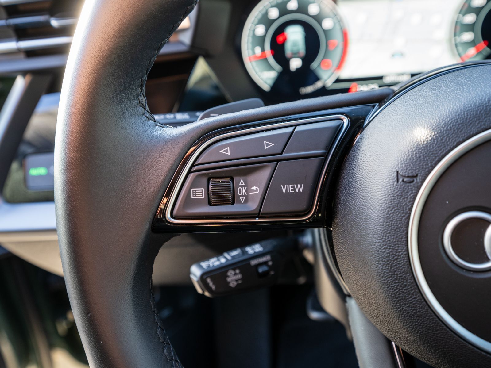 Fahrzeugabbildung Audi A3 Sportback advanced 35TFSI Stroni NAVI LED AHK