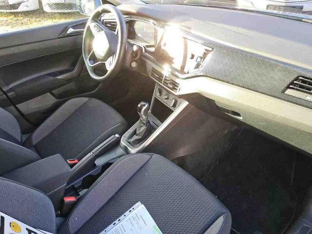 Fahrzeugabbildung Volkswagen Polo Life 1.0 MPI LED Navi Klima RFK SHZ