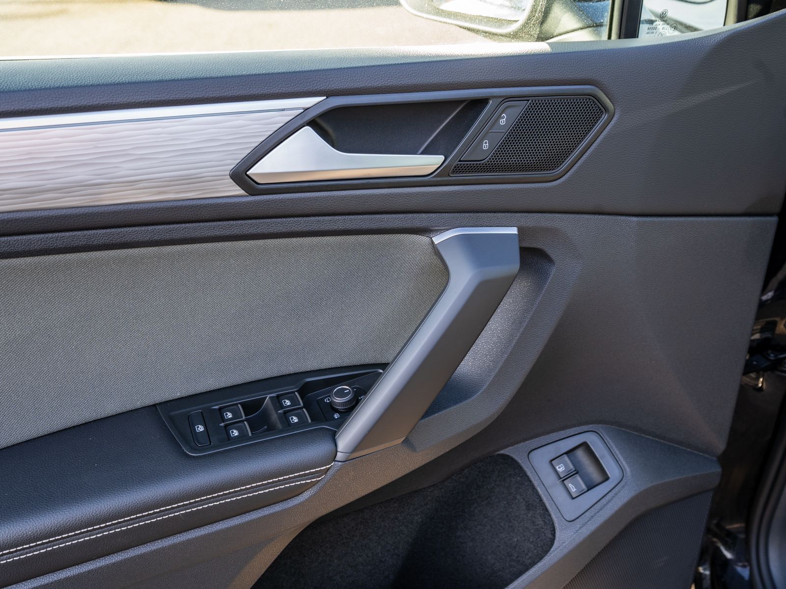 Fahrzeugabbildung SEAT Tarraco Xperience 1.4 TSI e-Hybrid DSG PANO AHK