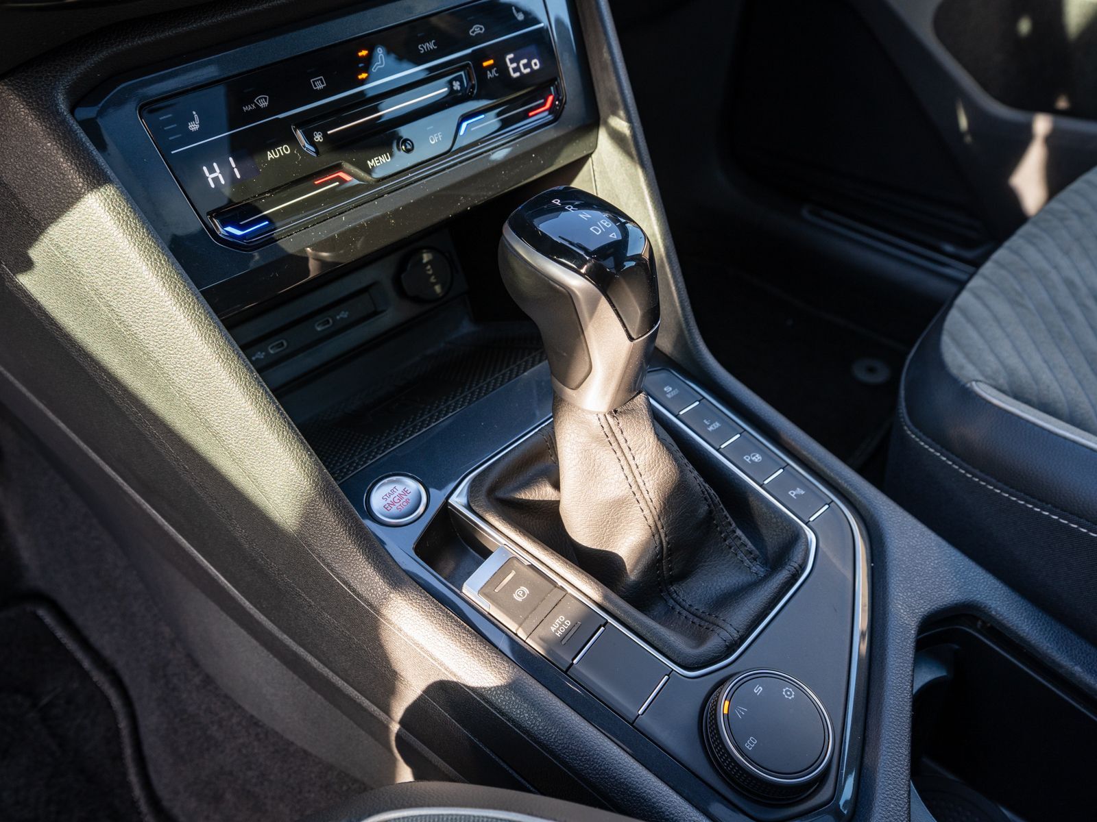 Fahrzeugabbildung SEAT Tarraco Xperience 1.4 TSI e-Hybrid DSG PANO AHK