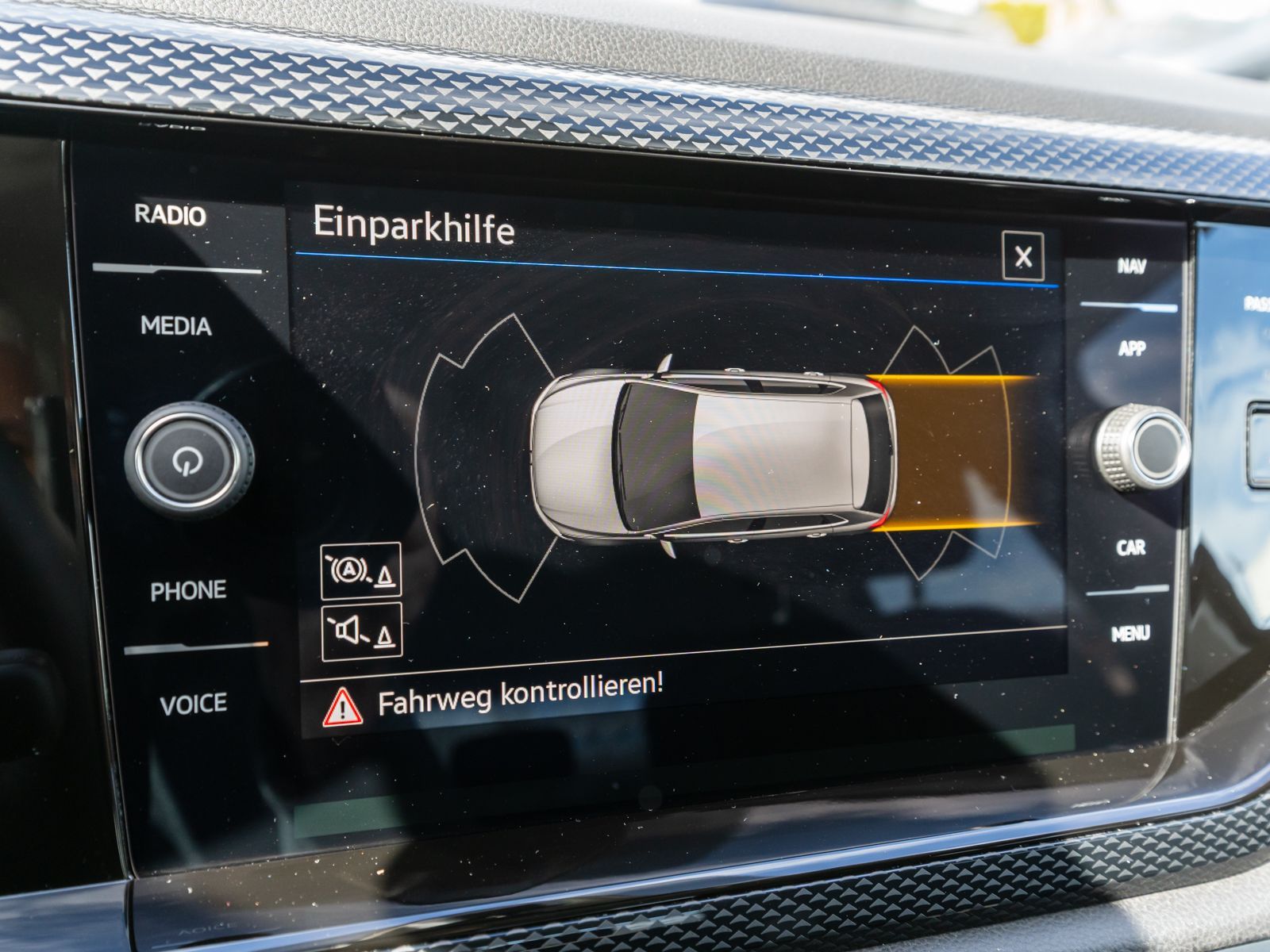 Fahrzeugabbildung Volkswagen Polo Life 1.0 TSI Navi Klima LED ACC SHZ PDC v/h