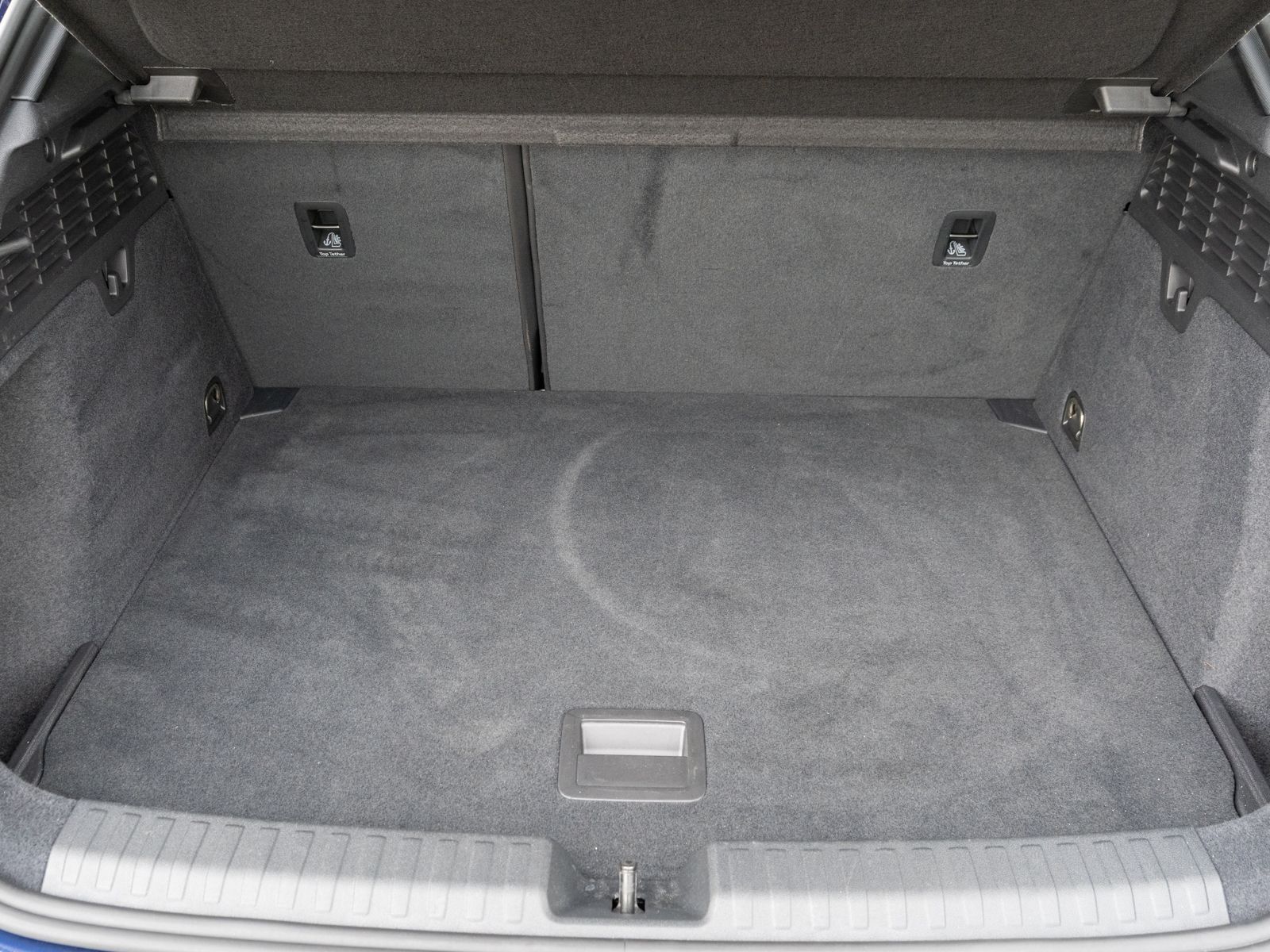 Fahrzeugabbildung Audi A3 Sportback S line 35TDI Stron NAVI LED AHK ACC