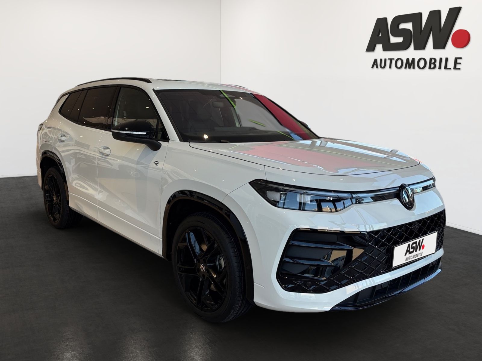 Fahrzeugabbildung Volkswagen Tayron R-Line 2.0 TDI SCR 4MOTION 142 kW (193 PS