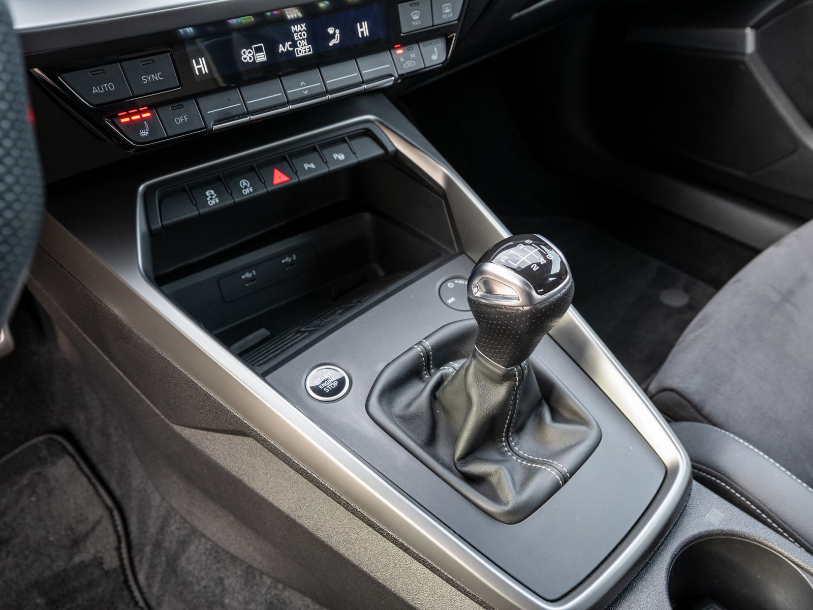 Fahrzeugabbildung Audi A3 Sportback S line 30 TDI LED Navi PDC ACC B&O