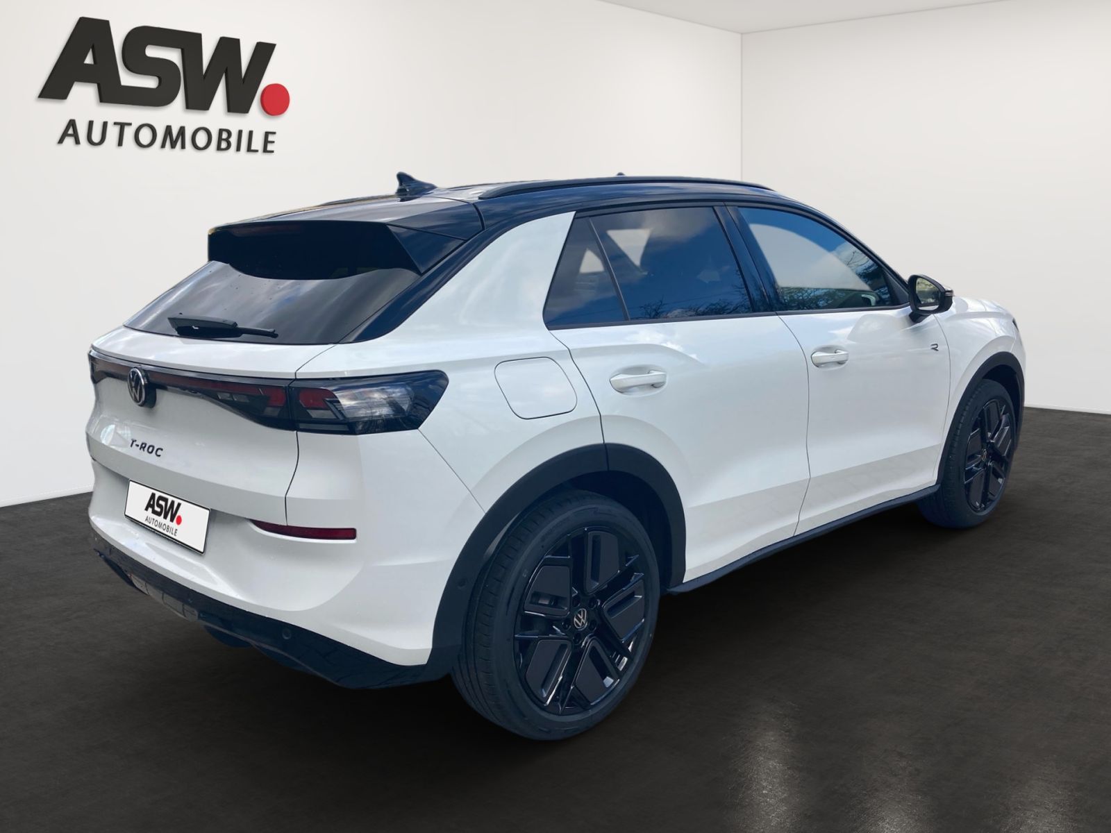 Fahrzeugabbildung Volkswagen T-Roc R-Line 1.5 eTSI OPF 110 kW (150 PS) DSG
