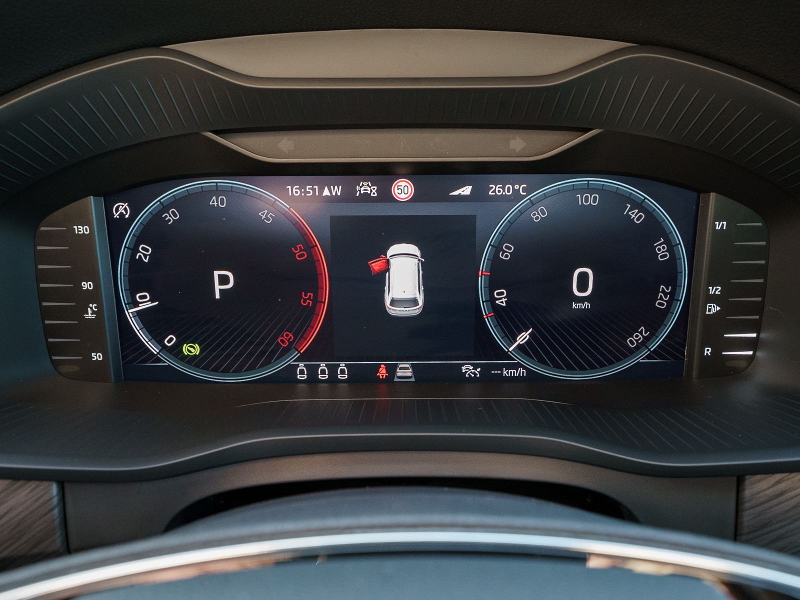 Fahrzeugabbildung SKODA Kodiaq Style 4x4 2,0TDI DSG LED Pano StandHZ AHK