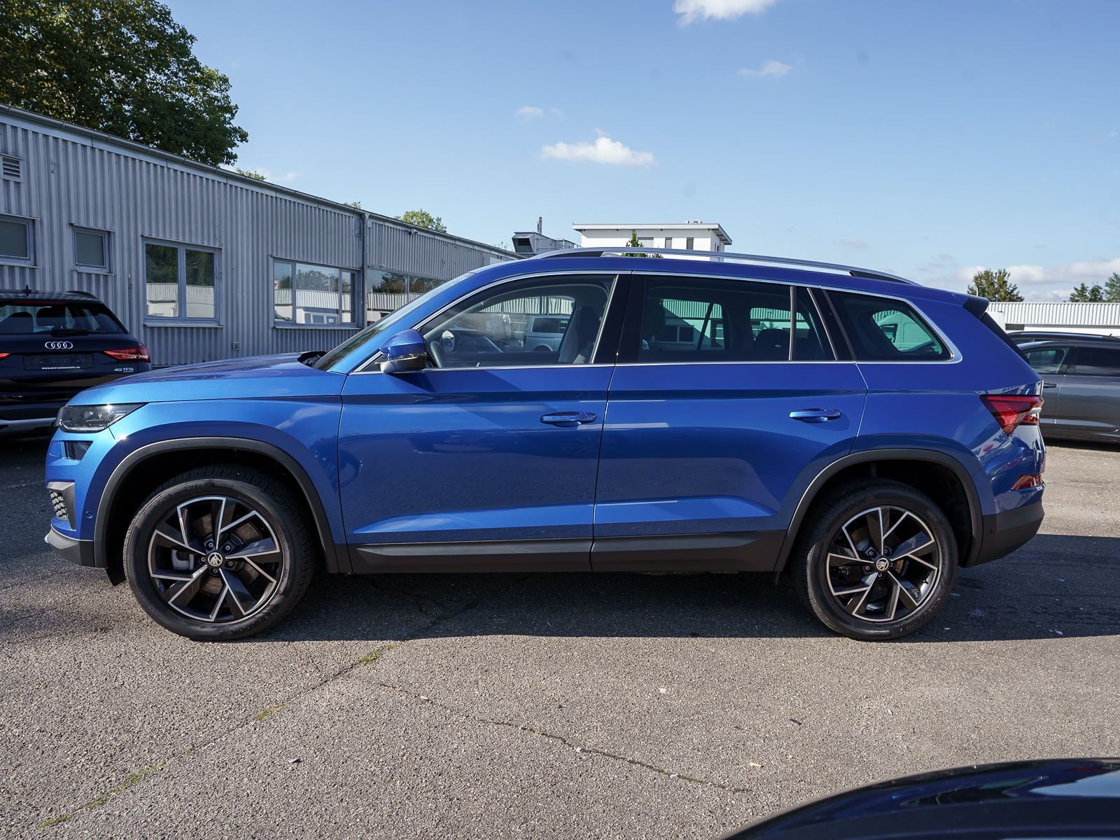 Fahrzeugabbildung SKODA Kodiaq Style 4x4 2,0TDI DSG LED Pano StandHZ AHK