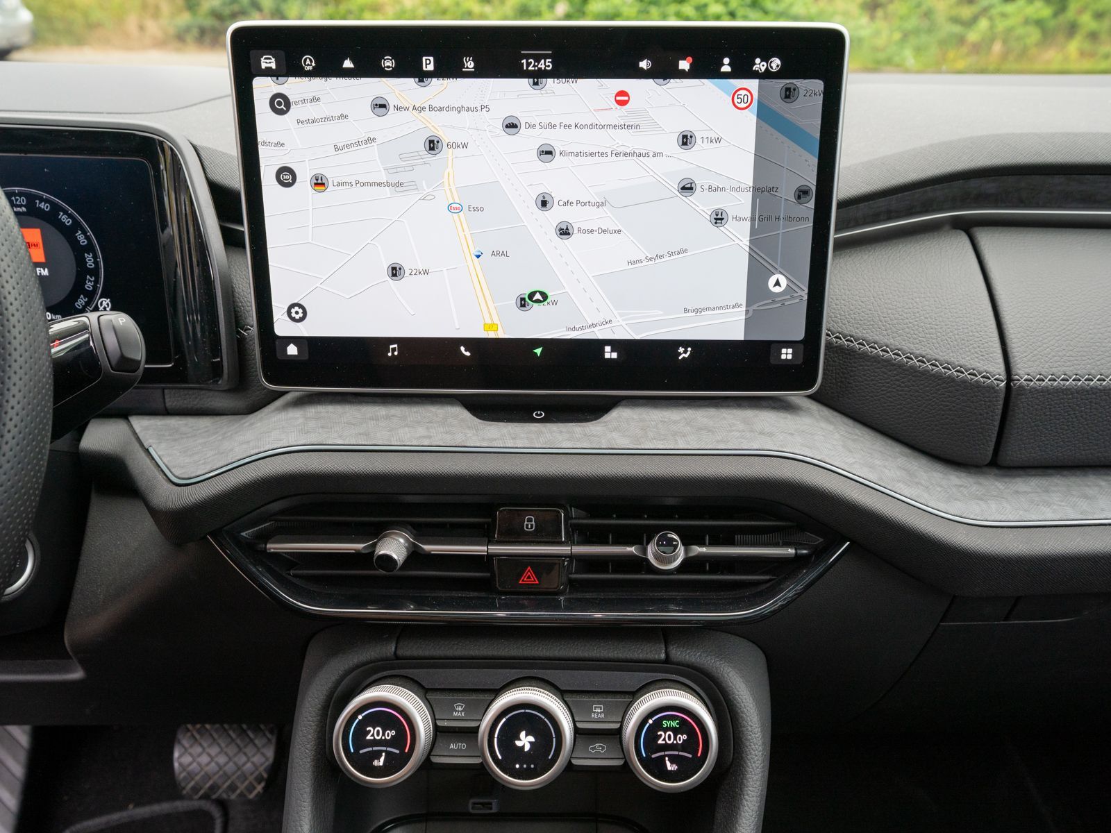 Fahrzeugabbildung SKODA Kodiaq Selection 2.0TDI 4x4 DSG HUD PANO Stdhzg