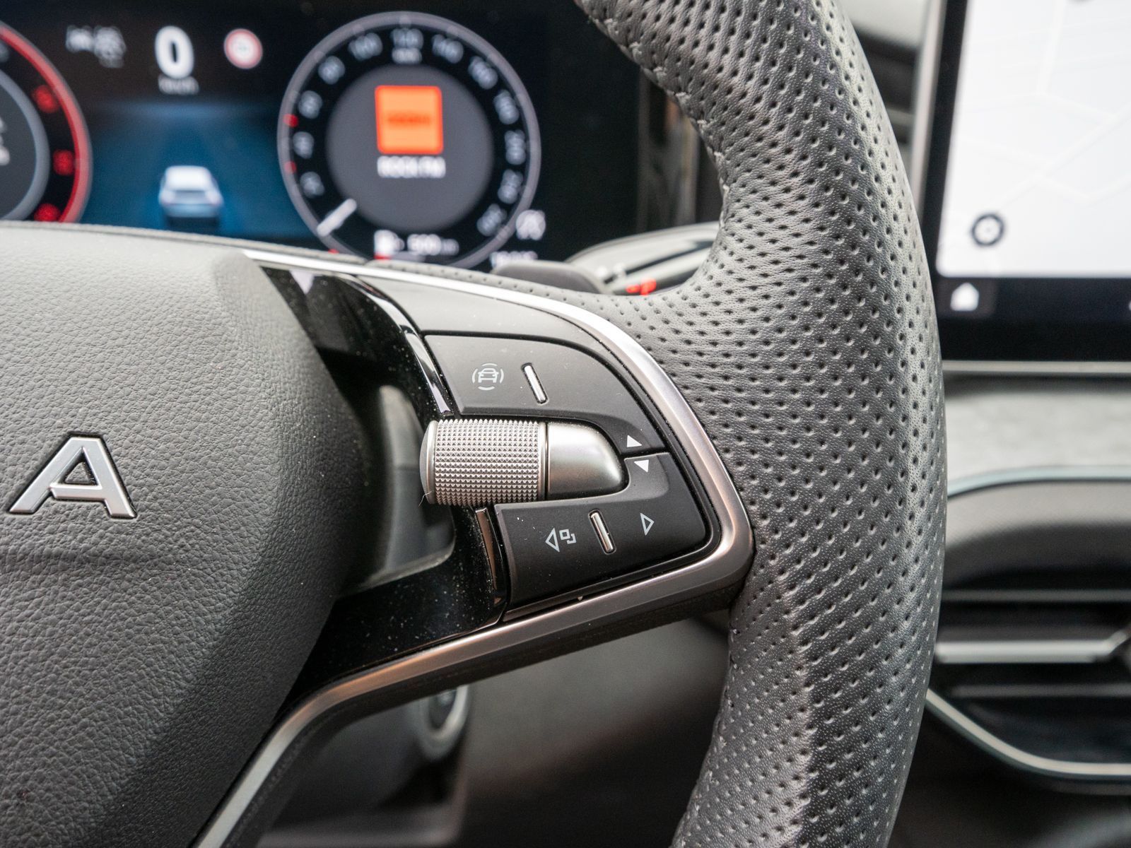 Fahrzeugabbildung SKODA Kodiaq Selection 2.0TDI 4x4 DSG HUD PANO Stdhzg