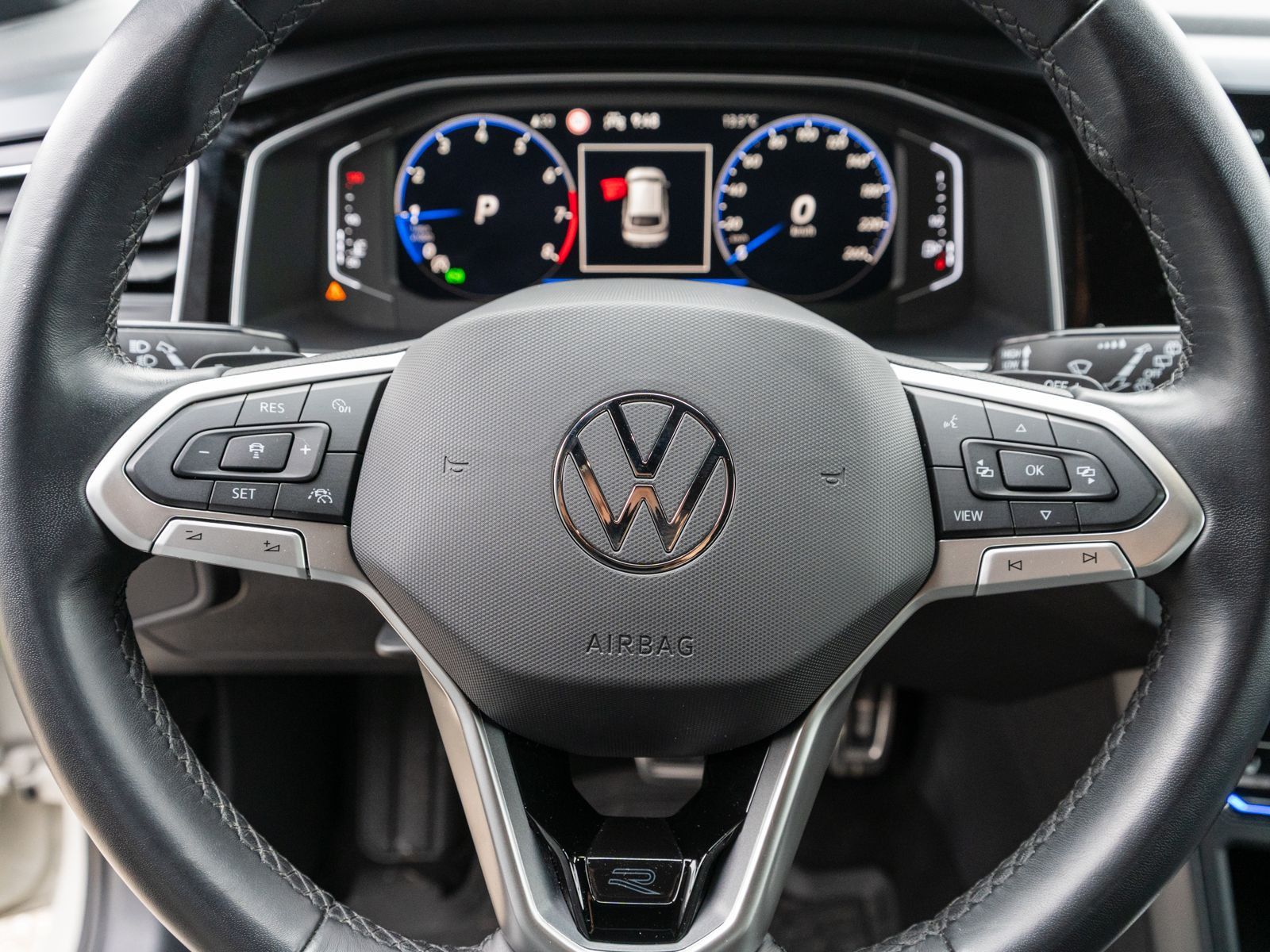 Fahrzeugabbildung Volkswagen Taigo R-Line 1.0TSI DSG Navi LED VC ACC RFK