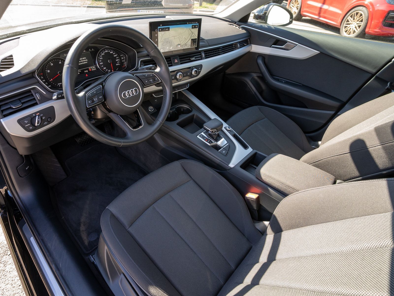 Fahrzeugabbildung Audi A4 Avant advanced 30TDI NAVI LED RFK GRA SHZ