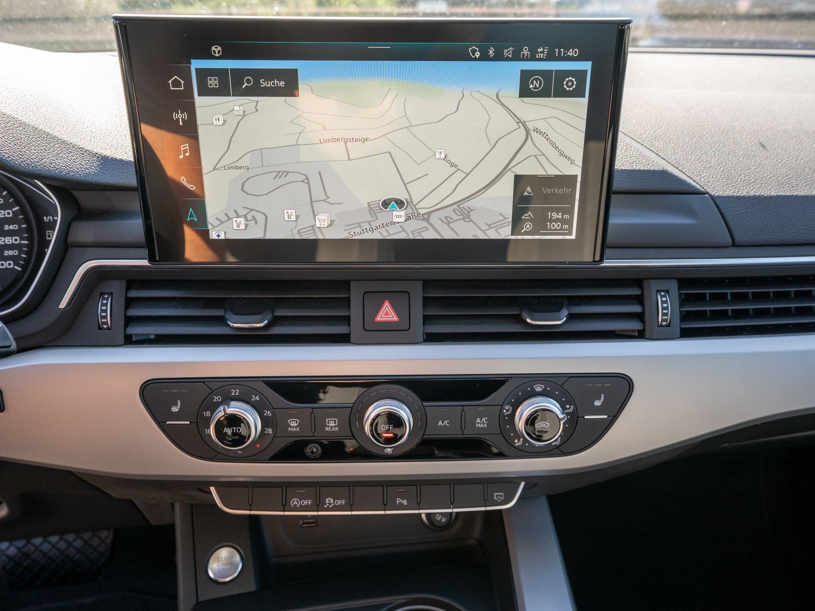 Fahrzeugabbildung Audi A4 Avant advanced 30TDI NAVI LED RFK GRA SHZ