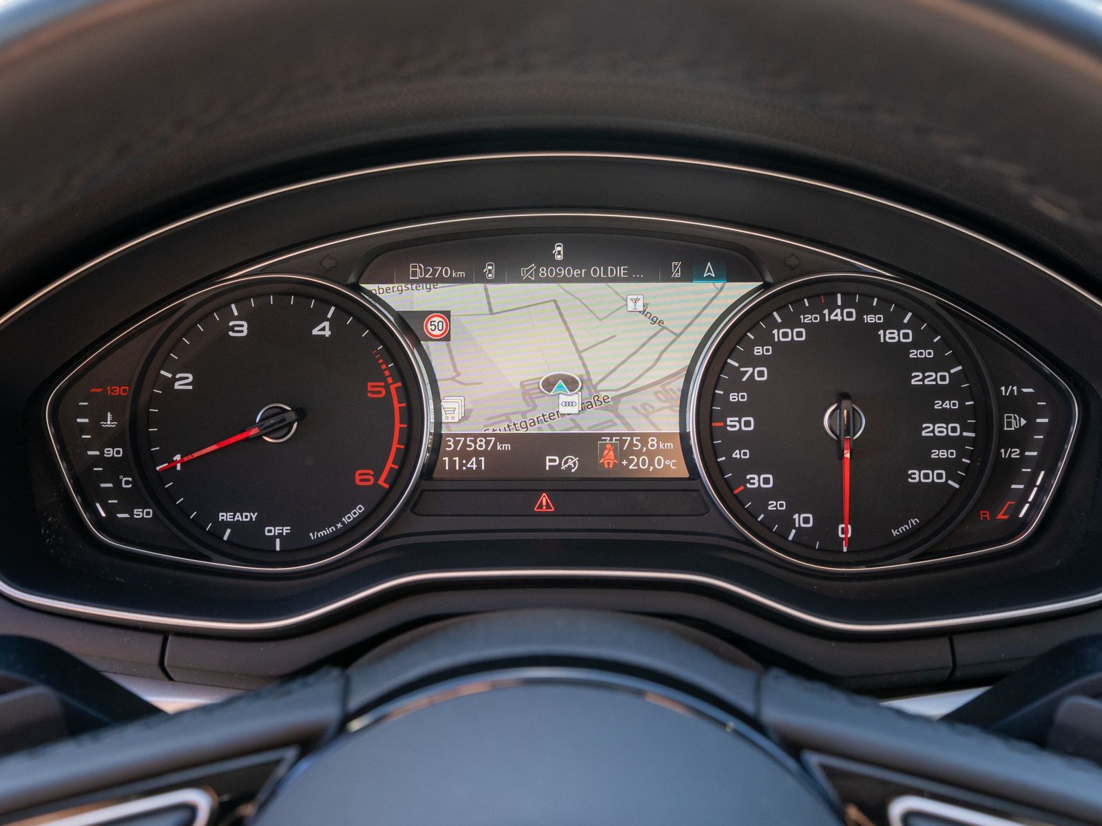 Fahrzeugabbildung Audi A4 Avant advanced 30TDI NAVI LED RFK GRA SHZ