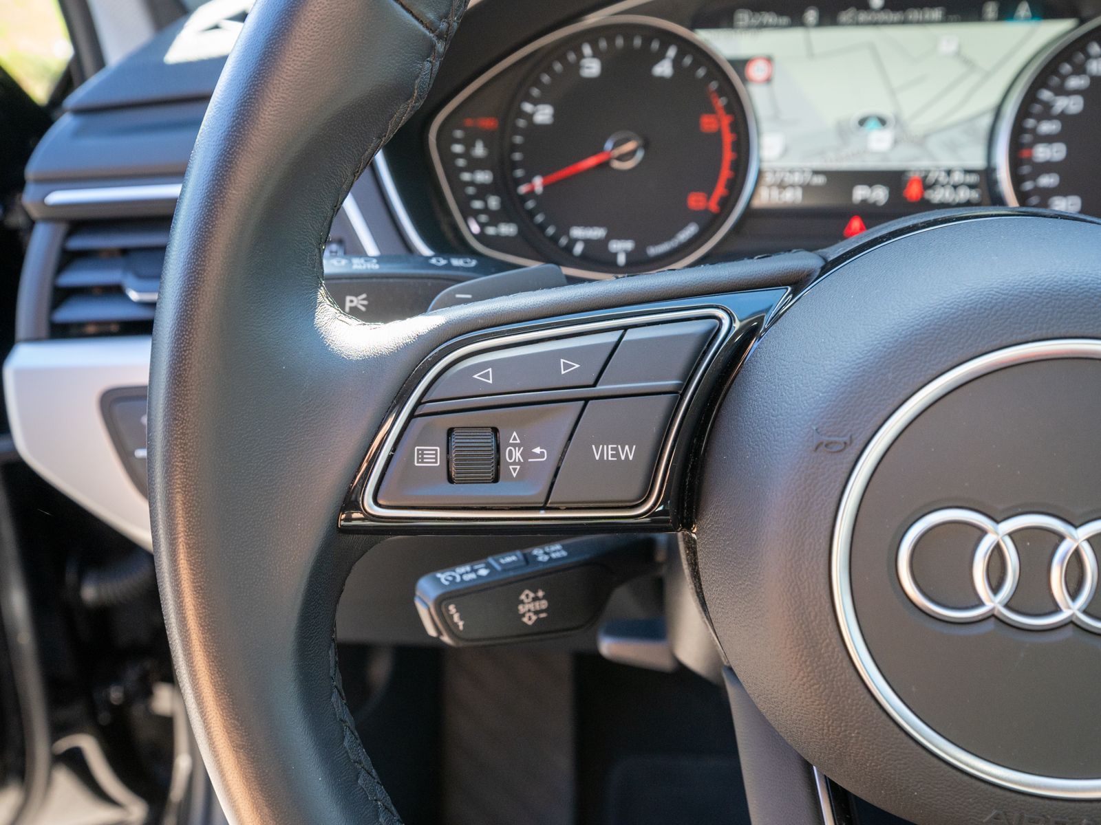 Fahrzeugabbildung Audi A4 Avant advanced 30TDI NAVI LED RFK GRA SHZ
