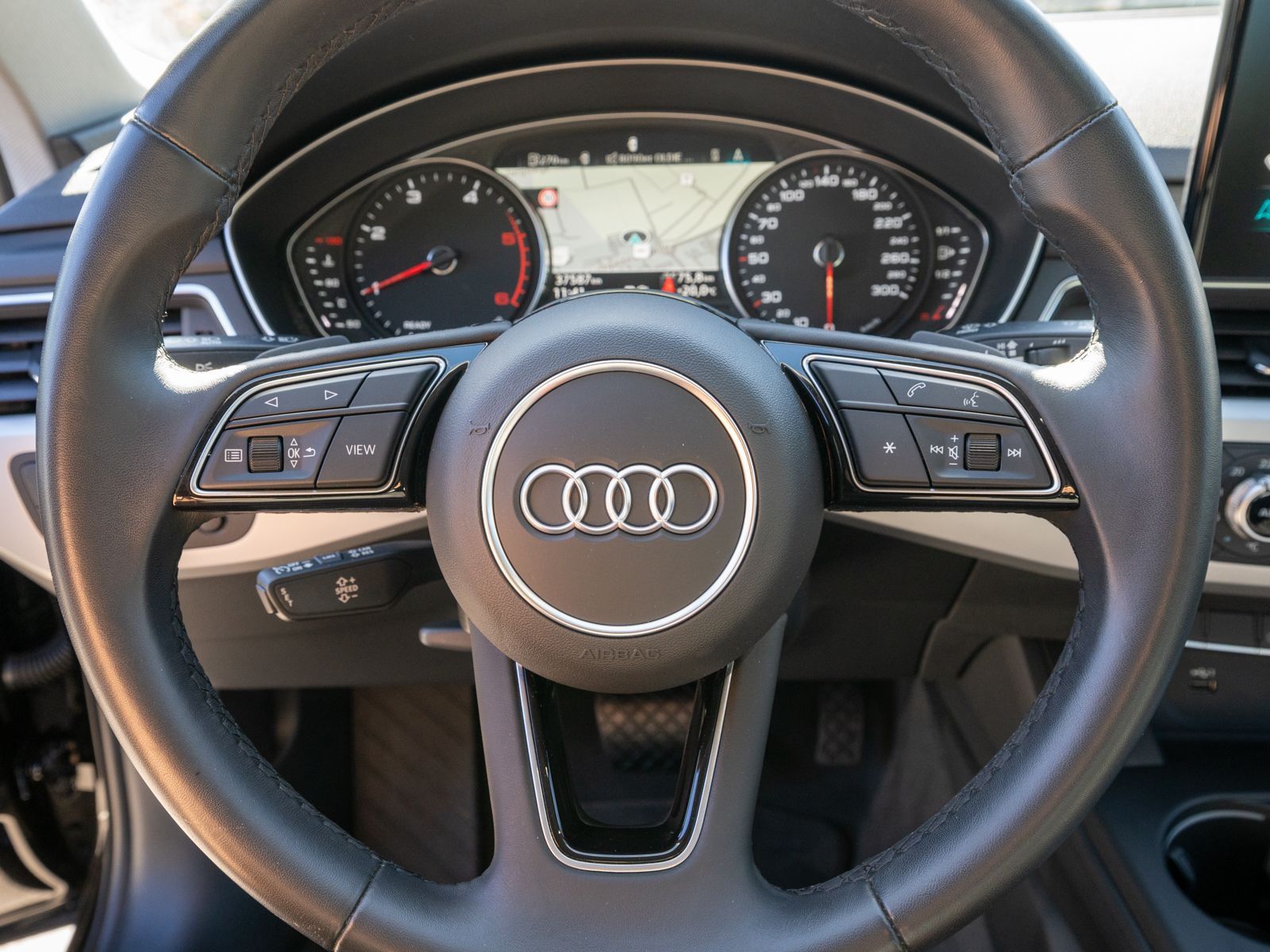 Fahrzeugabbildung Audi A4 Avant advanced 30TDI NAVI LED RFK GRA SHZ