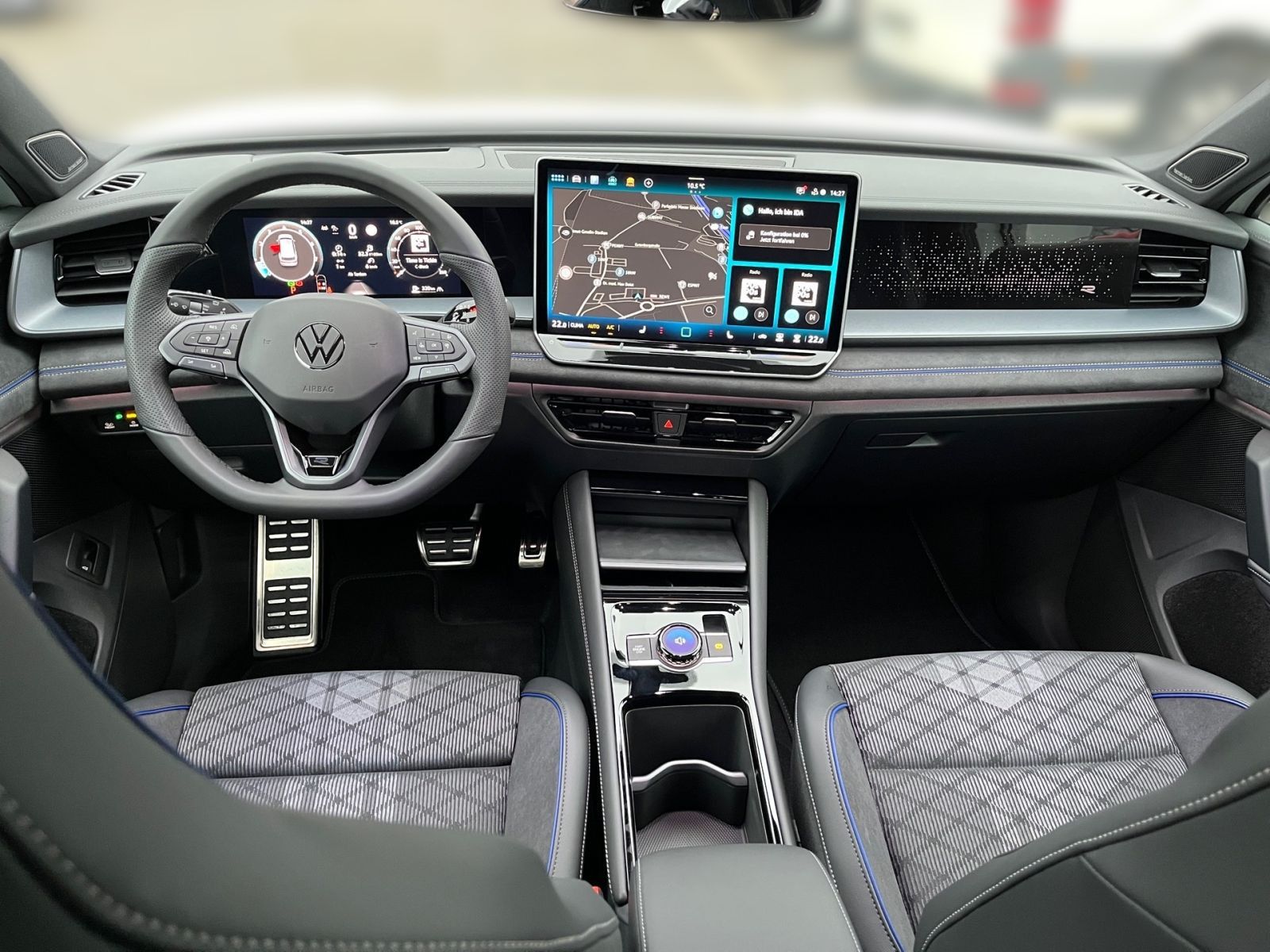 Fahrzeugabbildung Volkswagen Tayron R-Line 2,0 l TSI OPF 4MOTION 150 kW (204