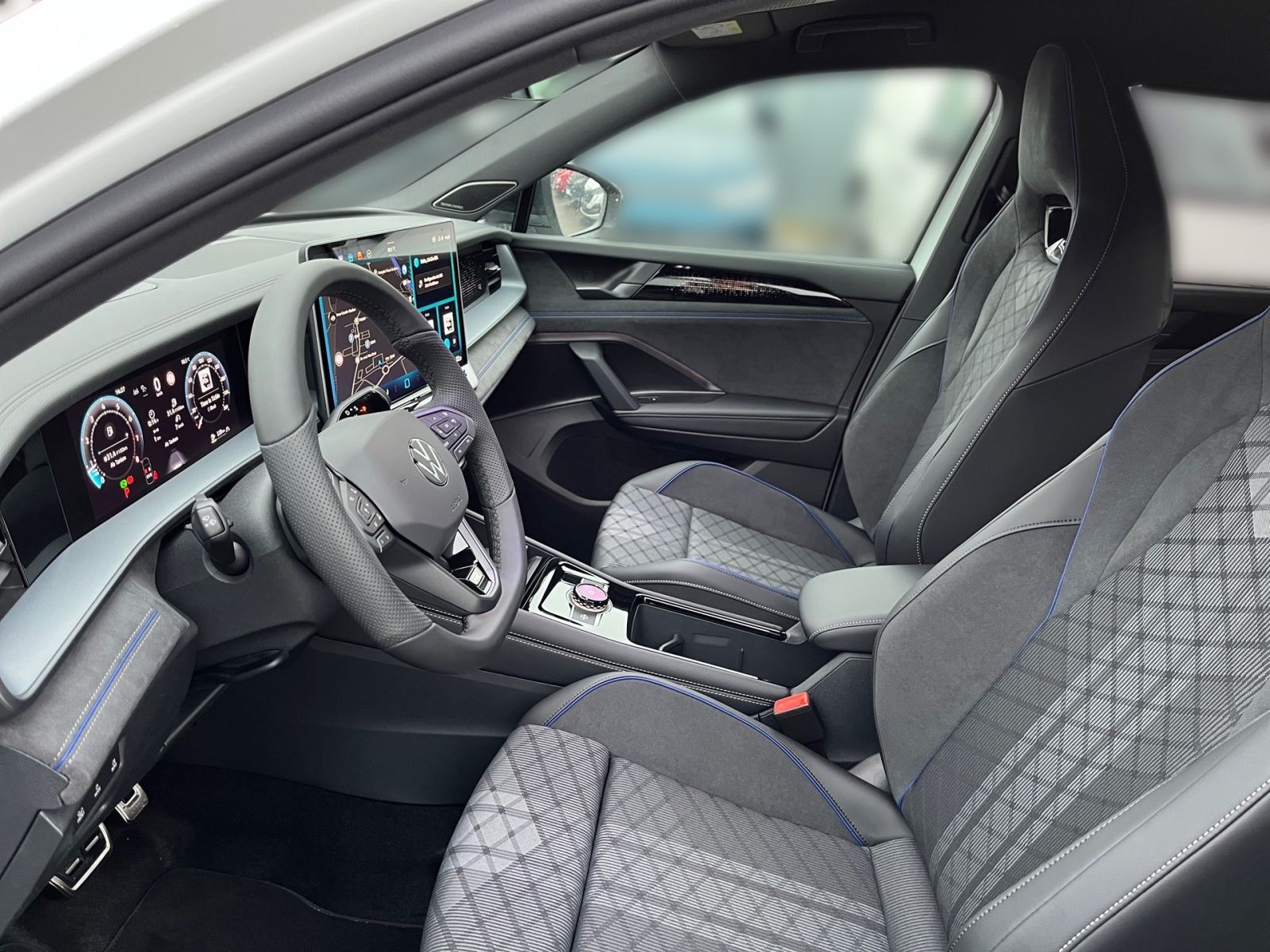 Fahrzeugabbildung Volkswagen Tayron R-Line 2,0 l TSI OPF 4MOTION 150 kW (204