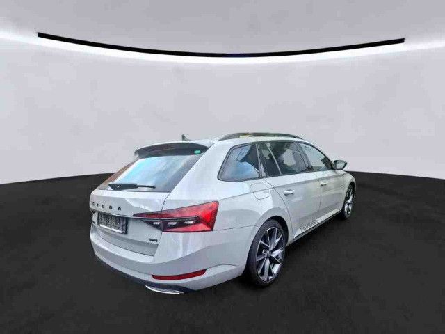 Fahrzeugabbildung SKODA Superb Combi Sportline 4x4 2.0 TDI DSG LED AHK