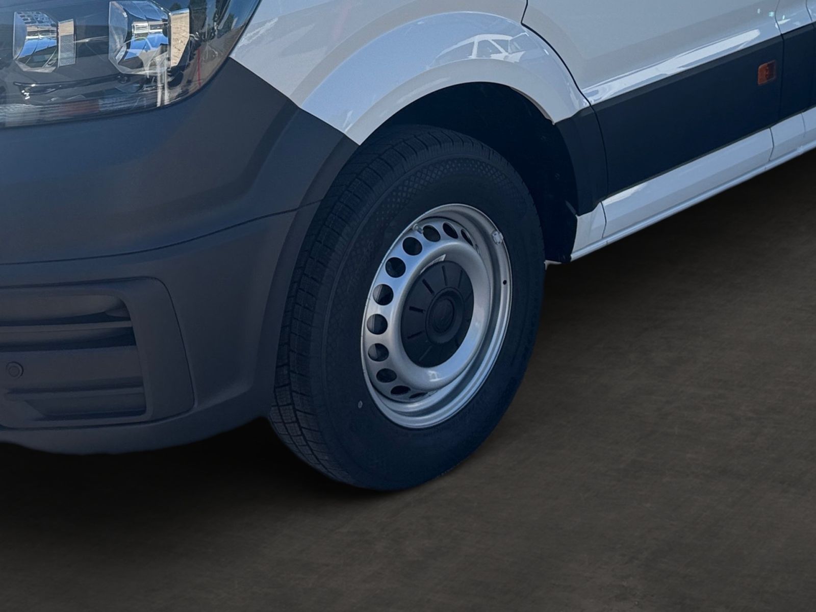 Fahrzeugabbildung Volkswagen Crafter 35 Kasten HD 2,0 TDI Radst. 3640 mm