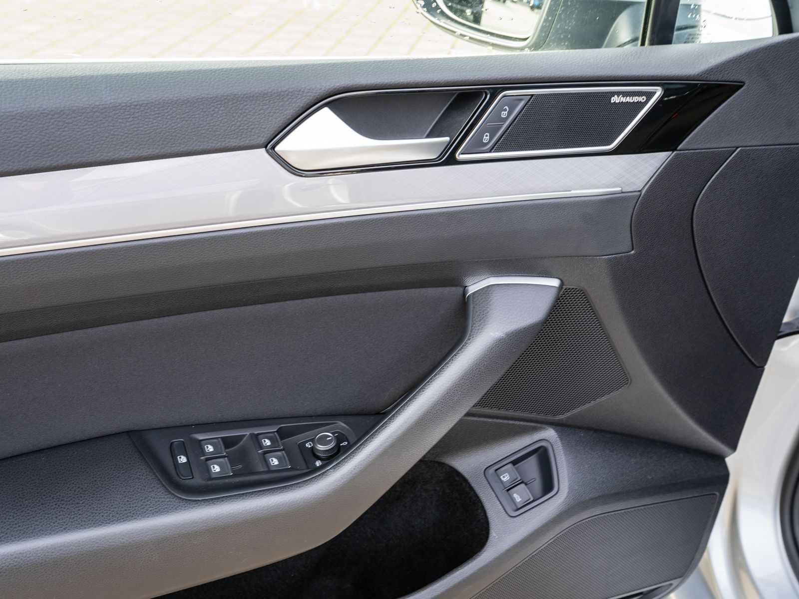 Fahrzeugabbildung Volkswagen Passat Variant GTE 1.4 TSI eHybrid DSG RFK AHK