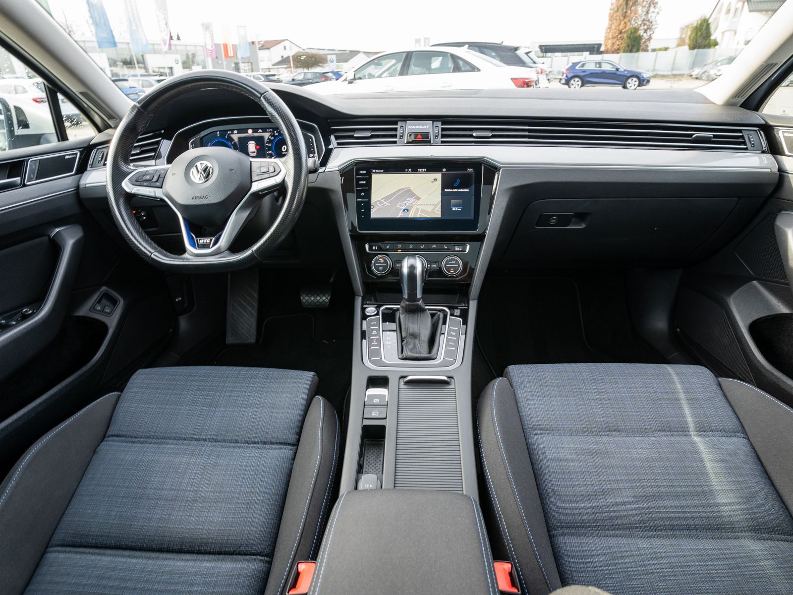 Fahrzeugabbildung Volkswagen Passat Variant GTE 1.4 TSI eHybrid DSG RFK AHK